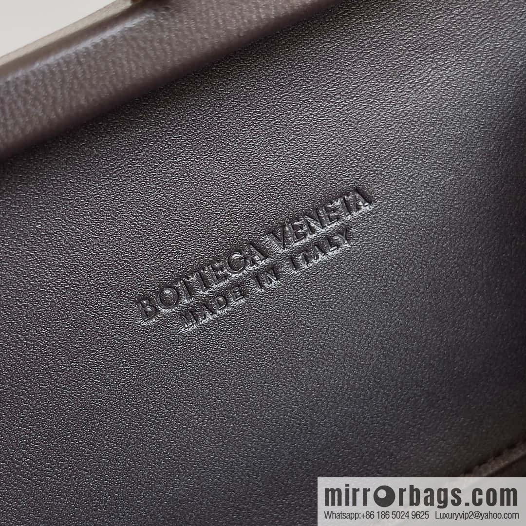 Bottega Veneta BV Knot | minaudiere: 717622 Chocolate
