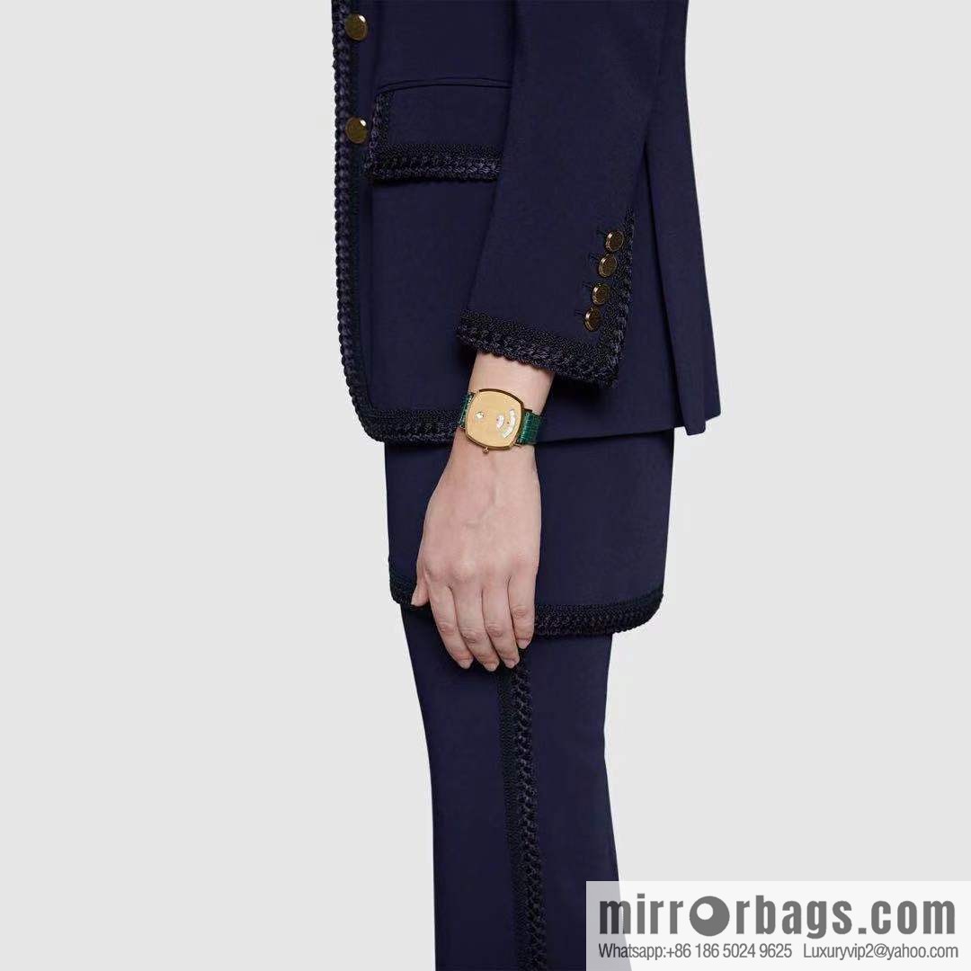 Gucci GUCCl's latest 316L stainless steel calfskin strap watch