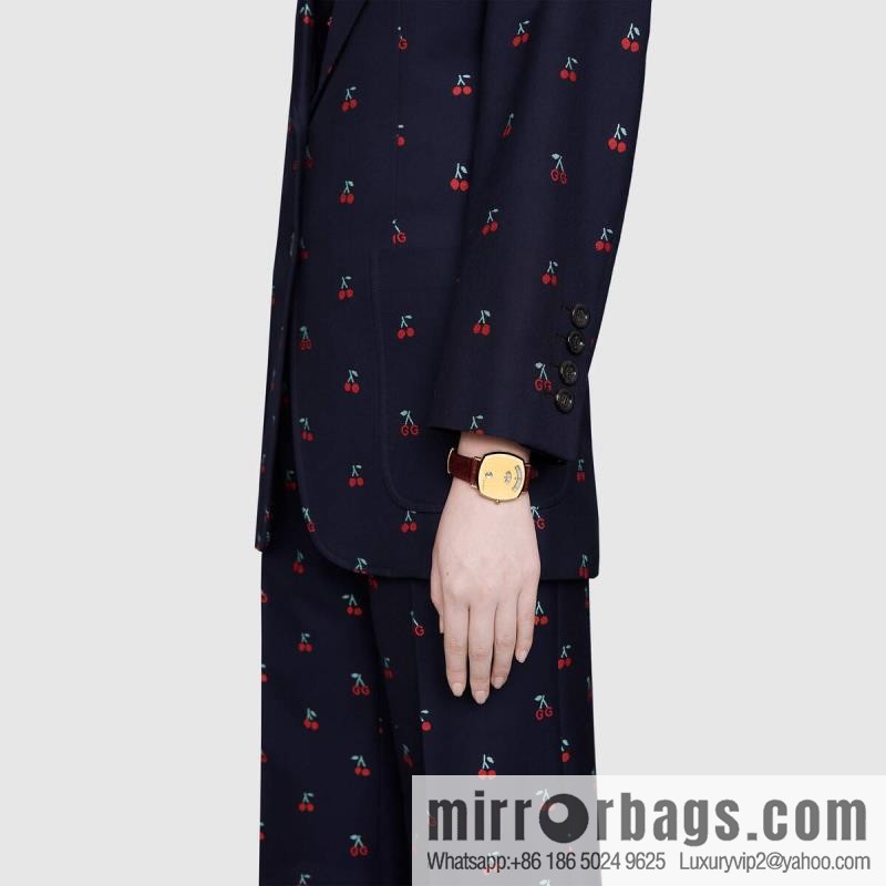 Gucci GUCCl's latest 316L stainless steel calfskin strap watch