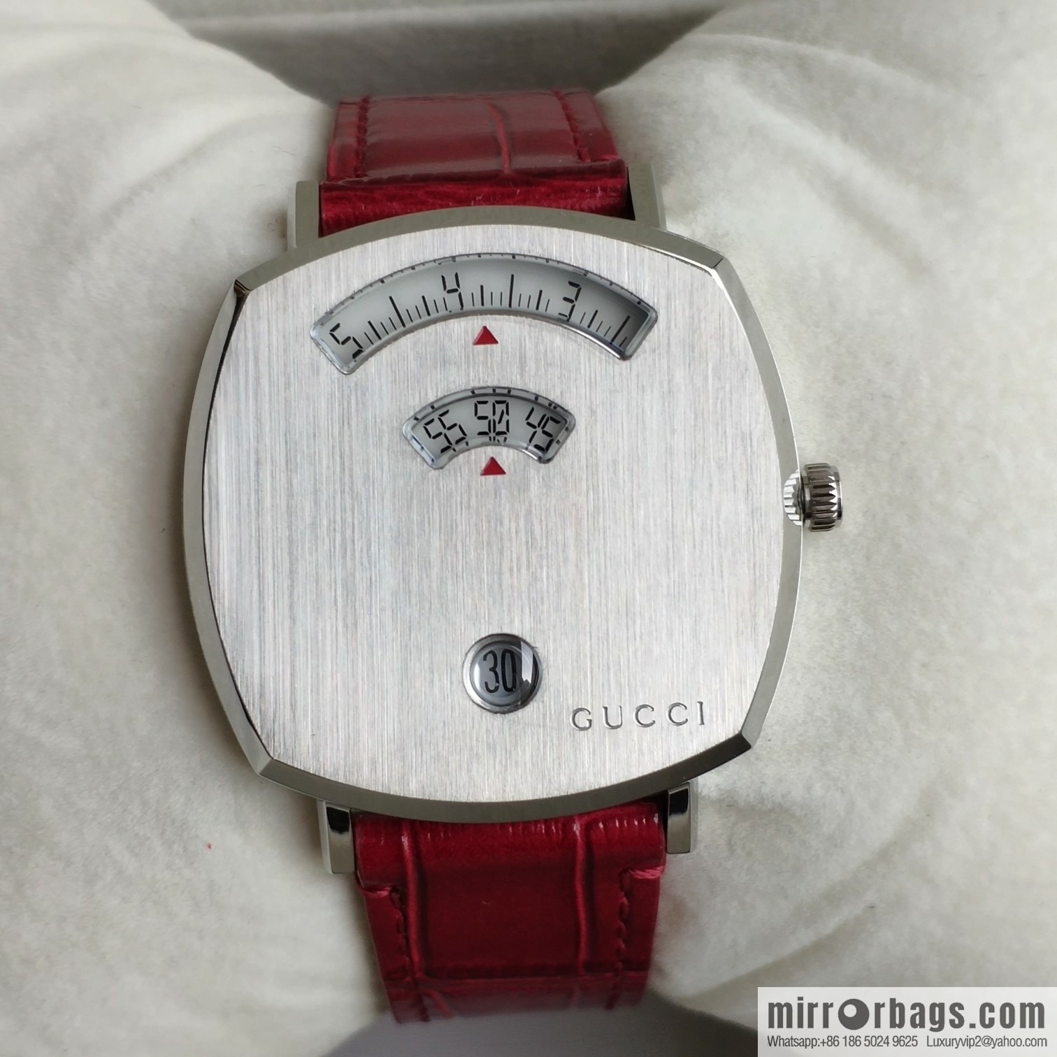 Gucci GUCCl's latest 316L stainless steel calfskin strap watch