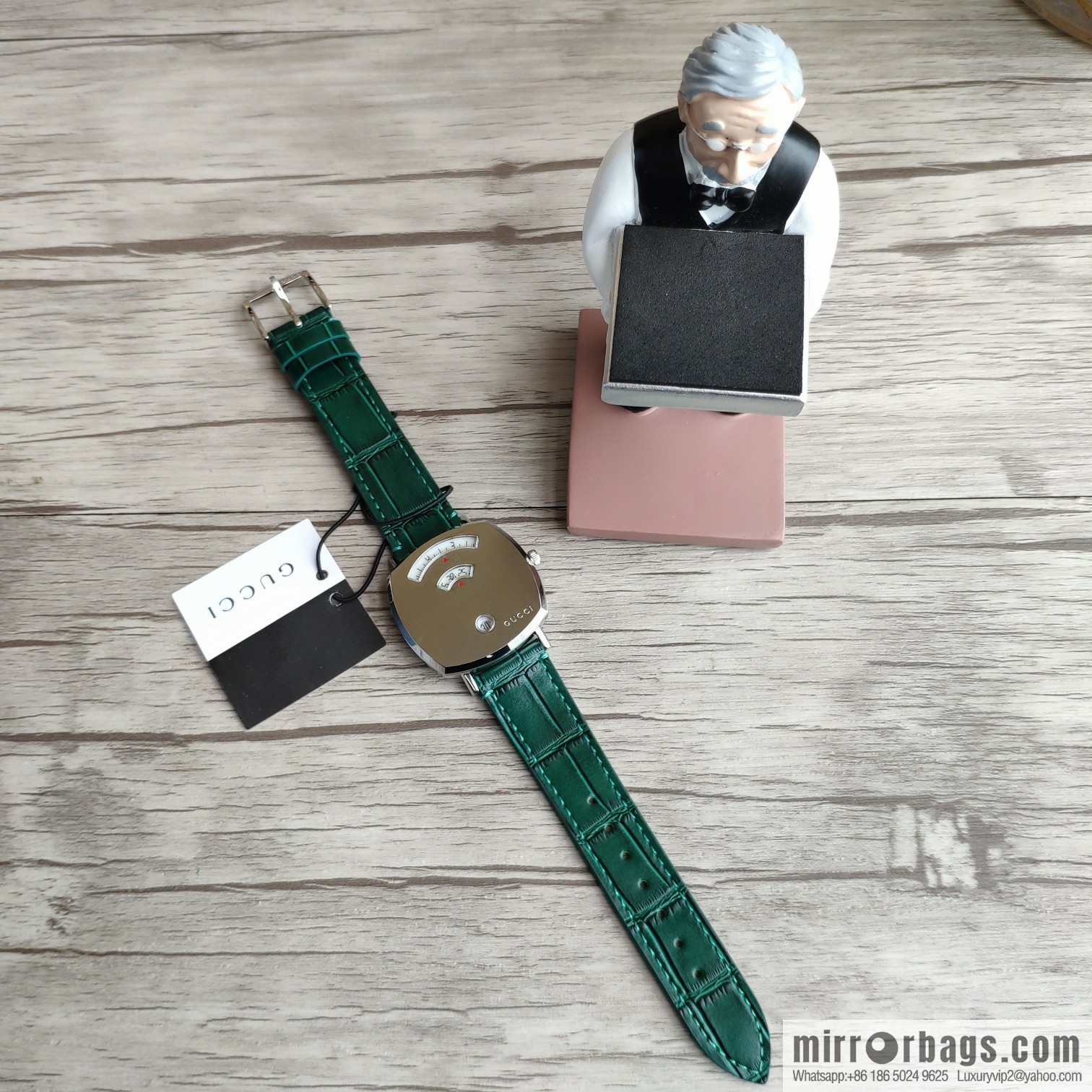 Gucci GUCCl's latest 316L stainless steel calfskin strap watch