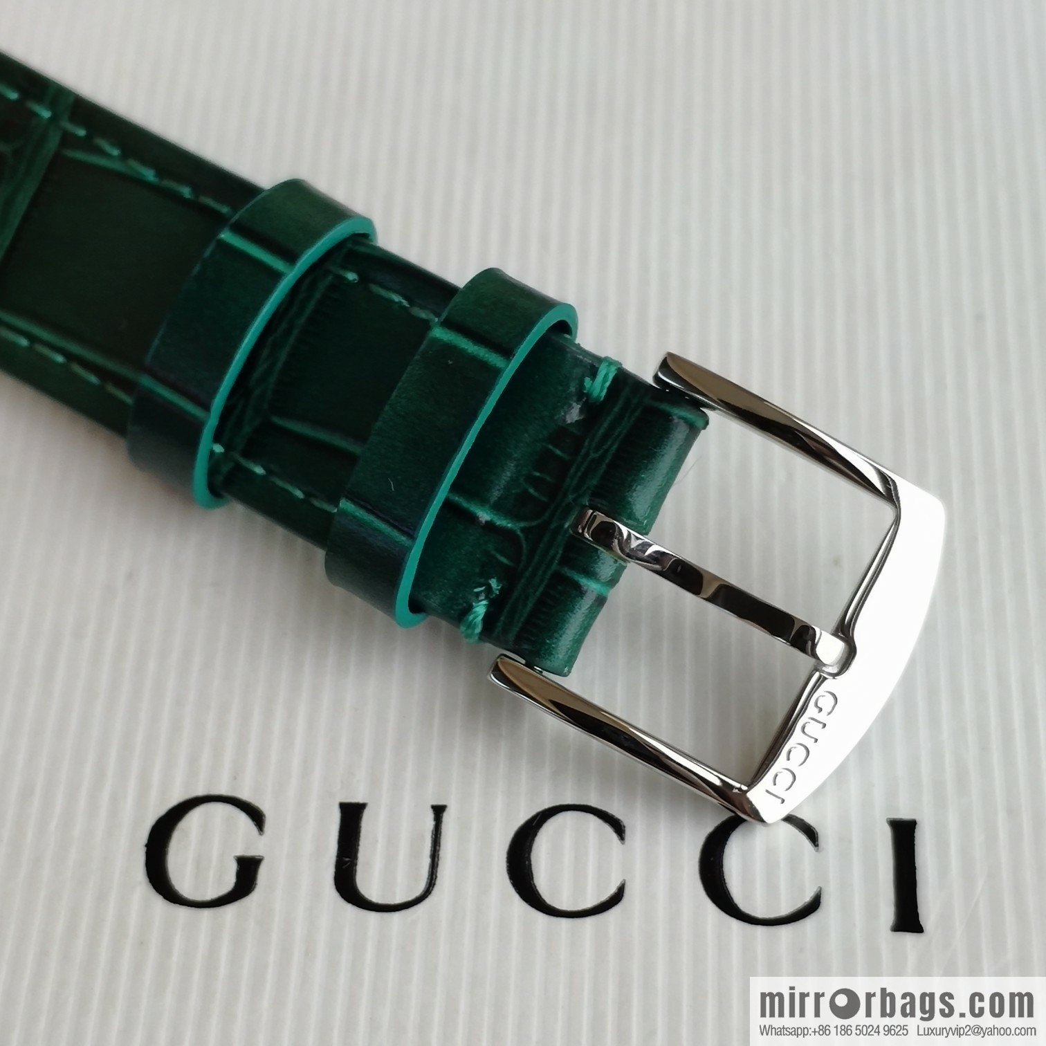 Gucci GUCCl's latest 316L stainless steel calfskin strap watch