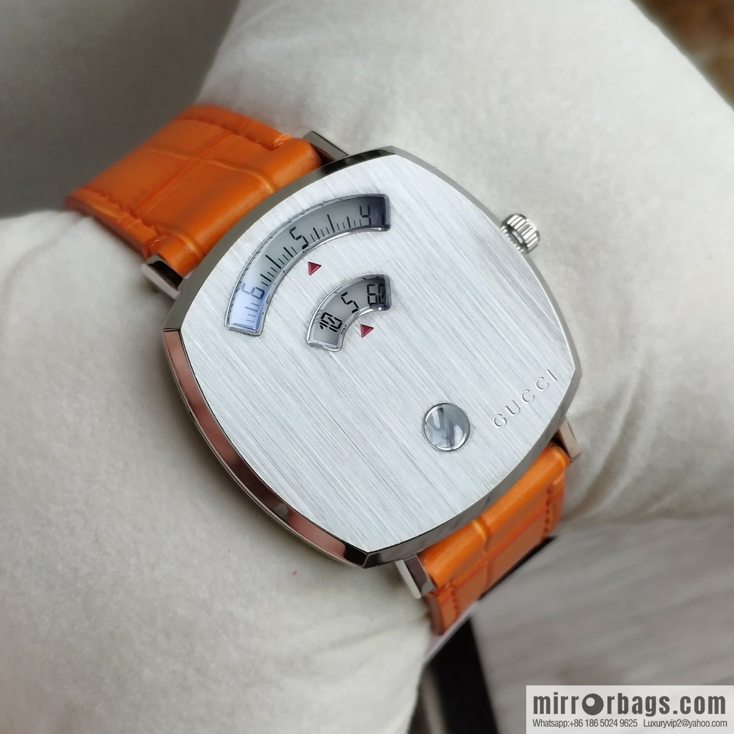 Gucci GUCCl's latest 316L stainless steel calfskin strap watch