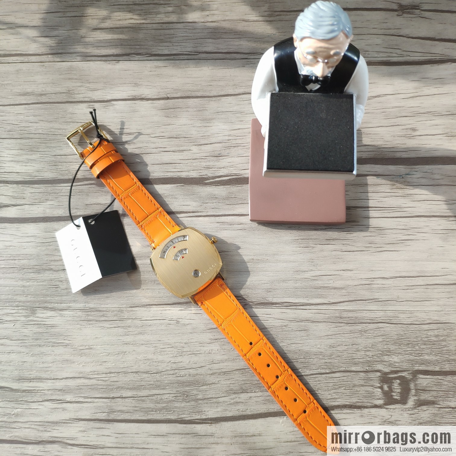 Gucci GUCCl's latest 316L stainless steel calfskin strap watch