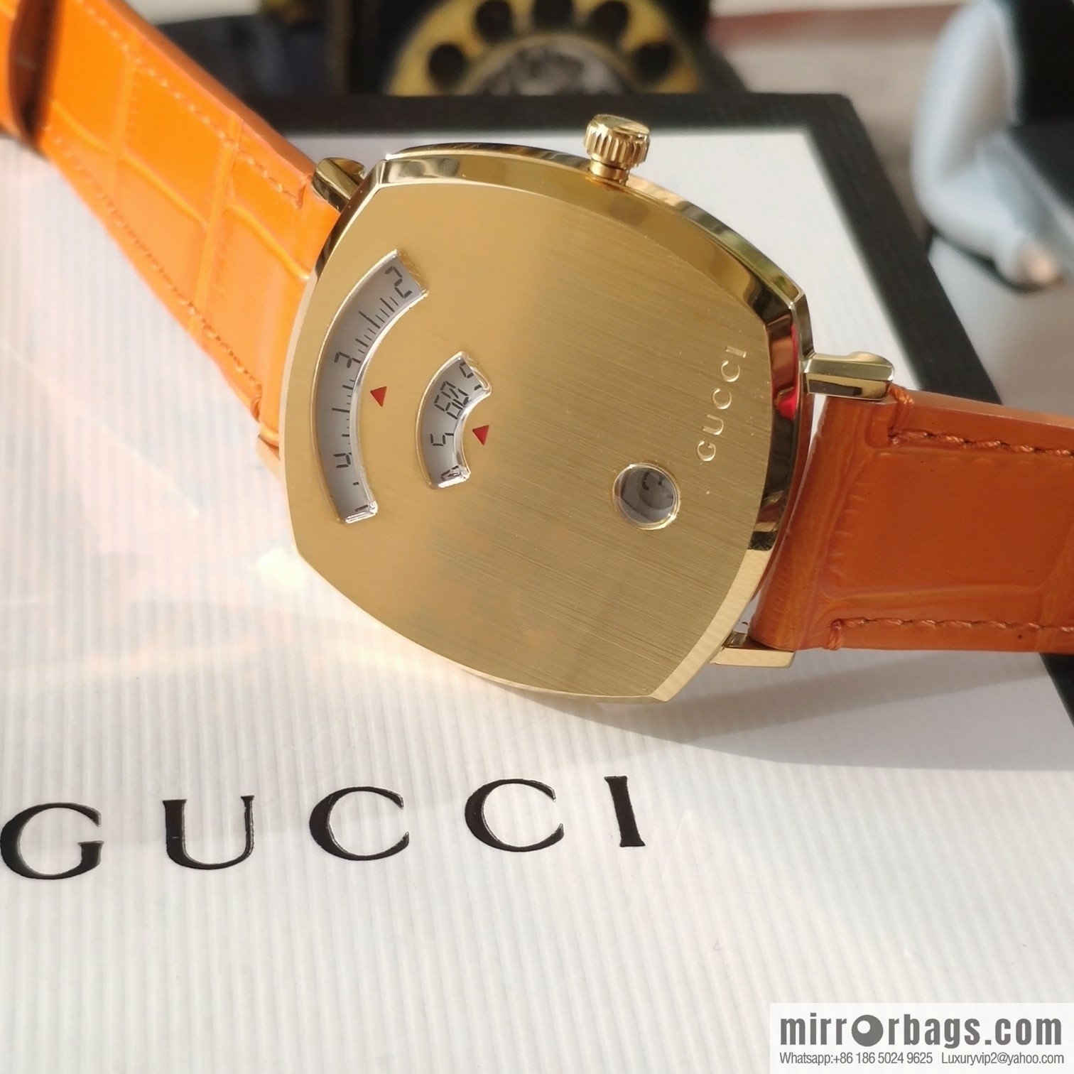 Gucci GUCCl's latest 316L stainless steel calfskin strap watch