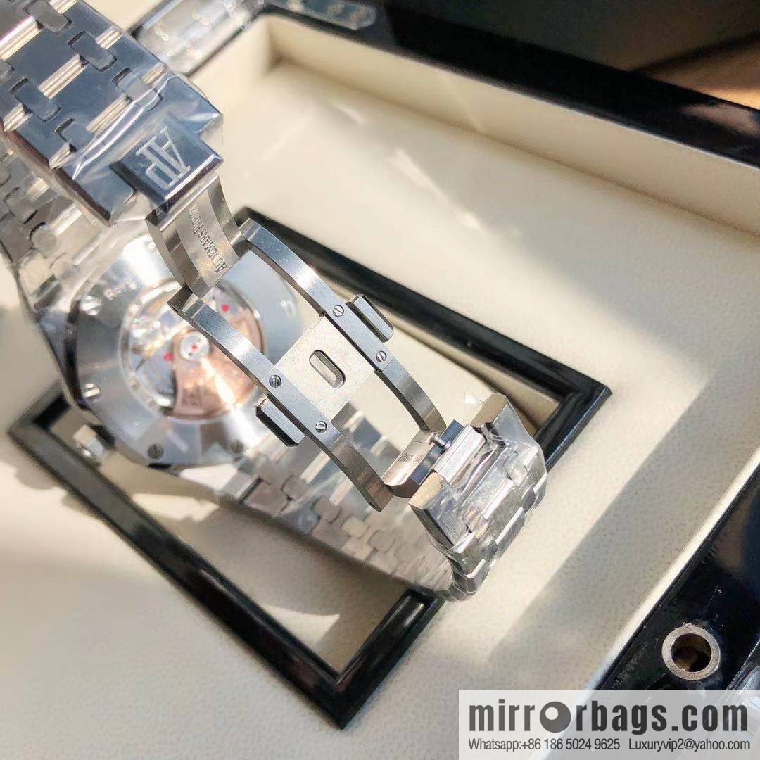 Audemars Piguet Royal Oak, model 15451.ST. ZZ.1256ST.03 Audemars Piguet CAL.4302 All-in-One Watch