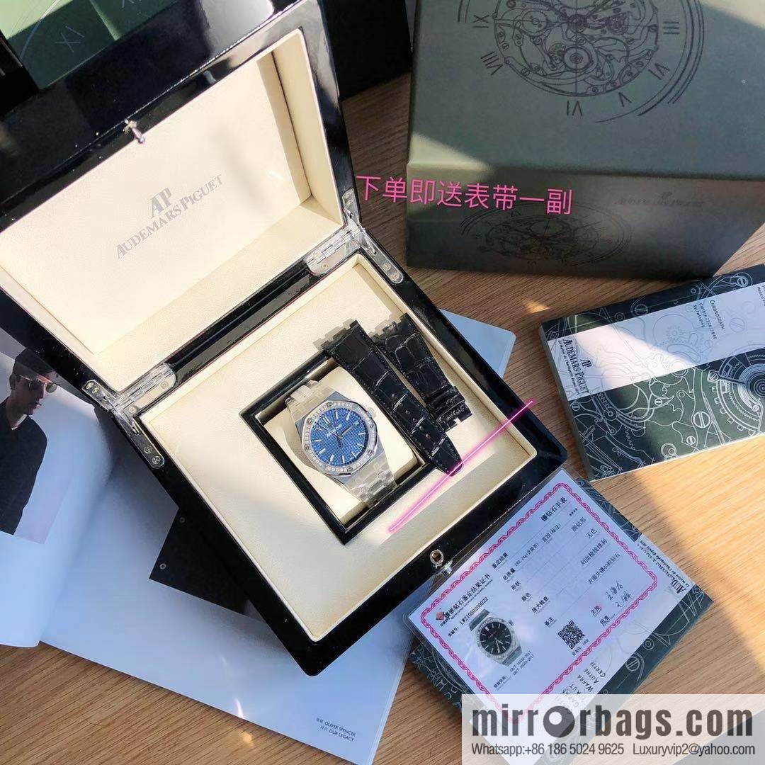 Audemars Piguet Royal Oak, model 15451.ST. ZZ.1256ST.03 Audemars Piguet CAL.4302 All-in-One Watch