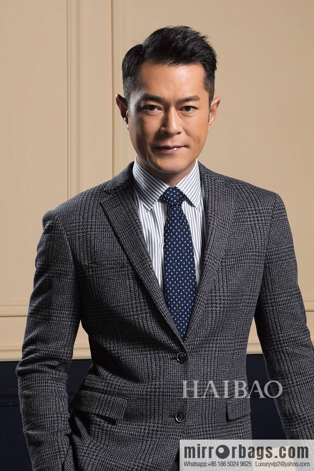 GUCCI Gucci 100% Top Jacquard Silk Double G Flower Tie