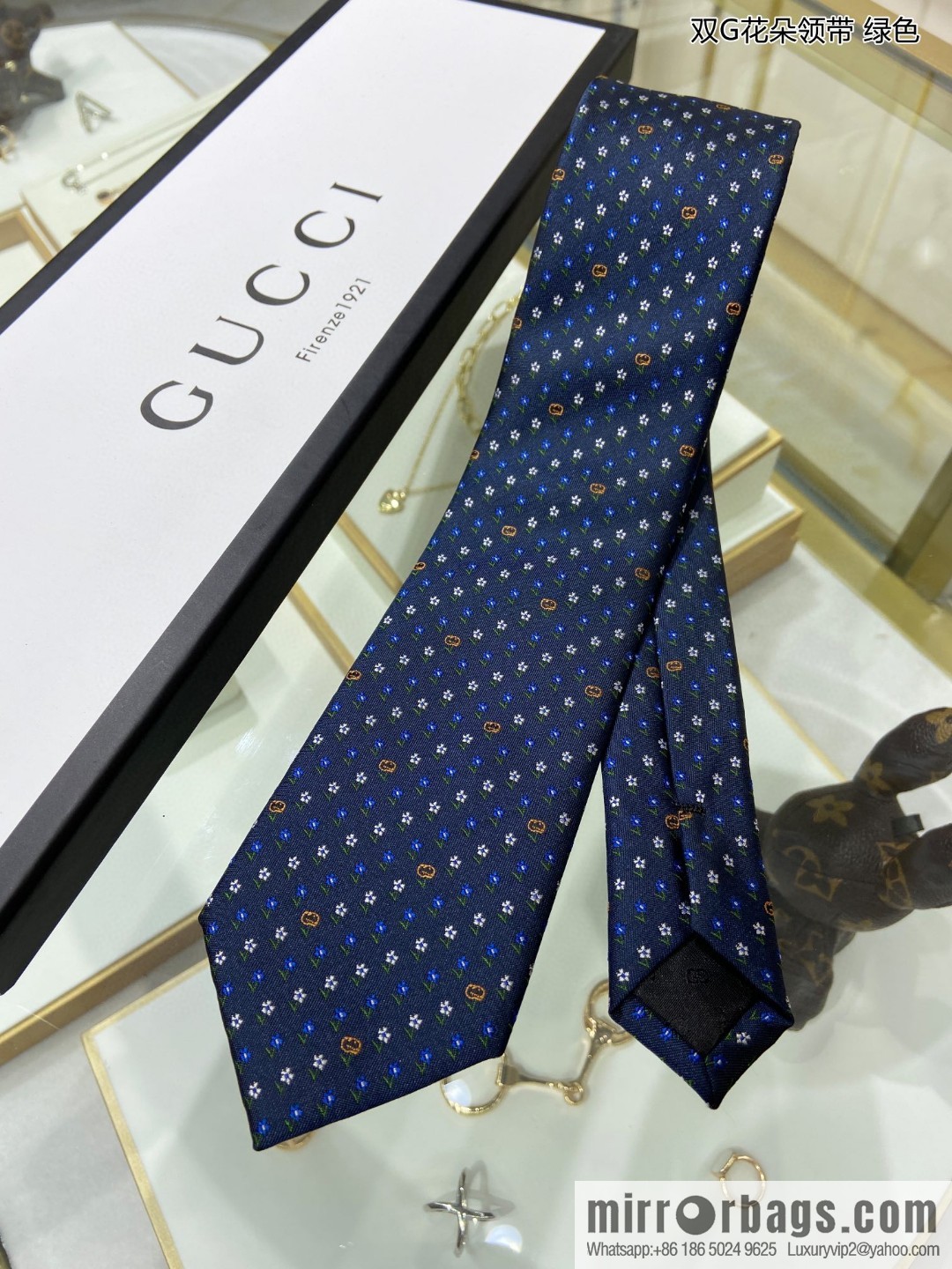 GUCCI Gucci 100% Top Jacquard Silk Double G Flower Tie
