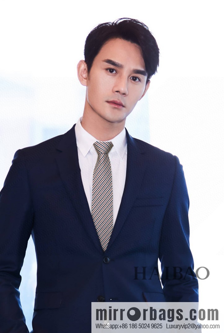 Hermes 100% Top Twill Silk H Twill Stripe Tie