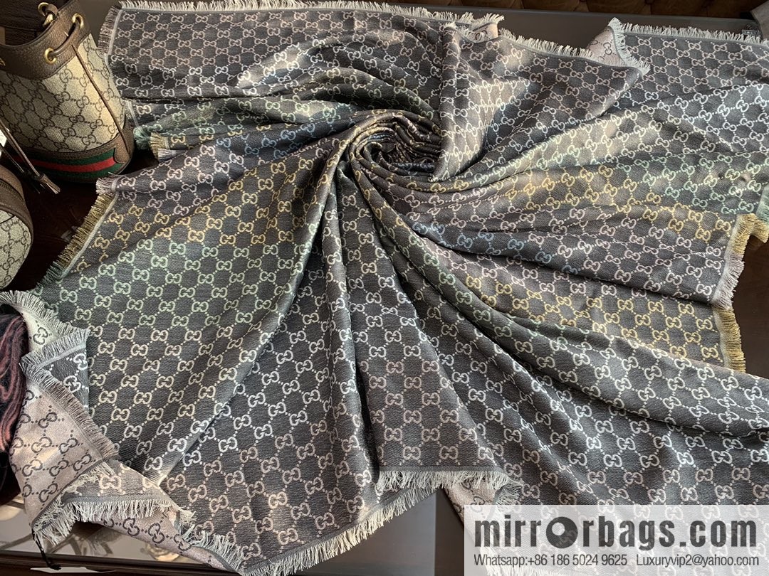 GUCCI Gucci GG logo women's scarf 558274