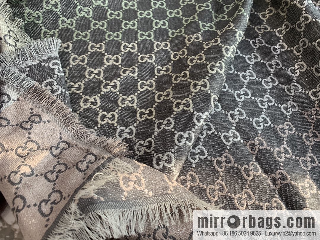 GUCCI Gucci GG logo women's scarf 558274