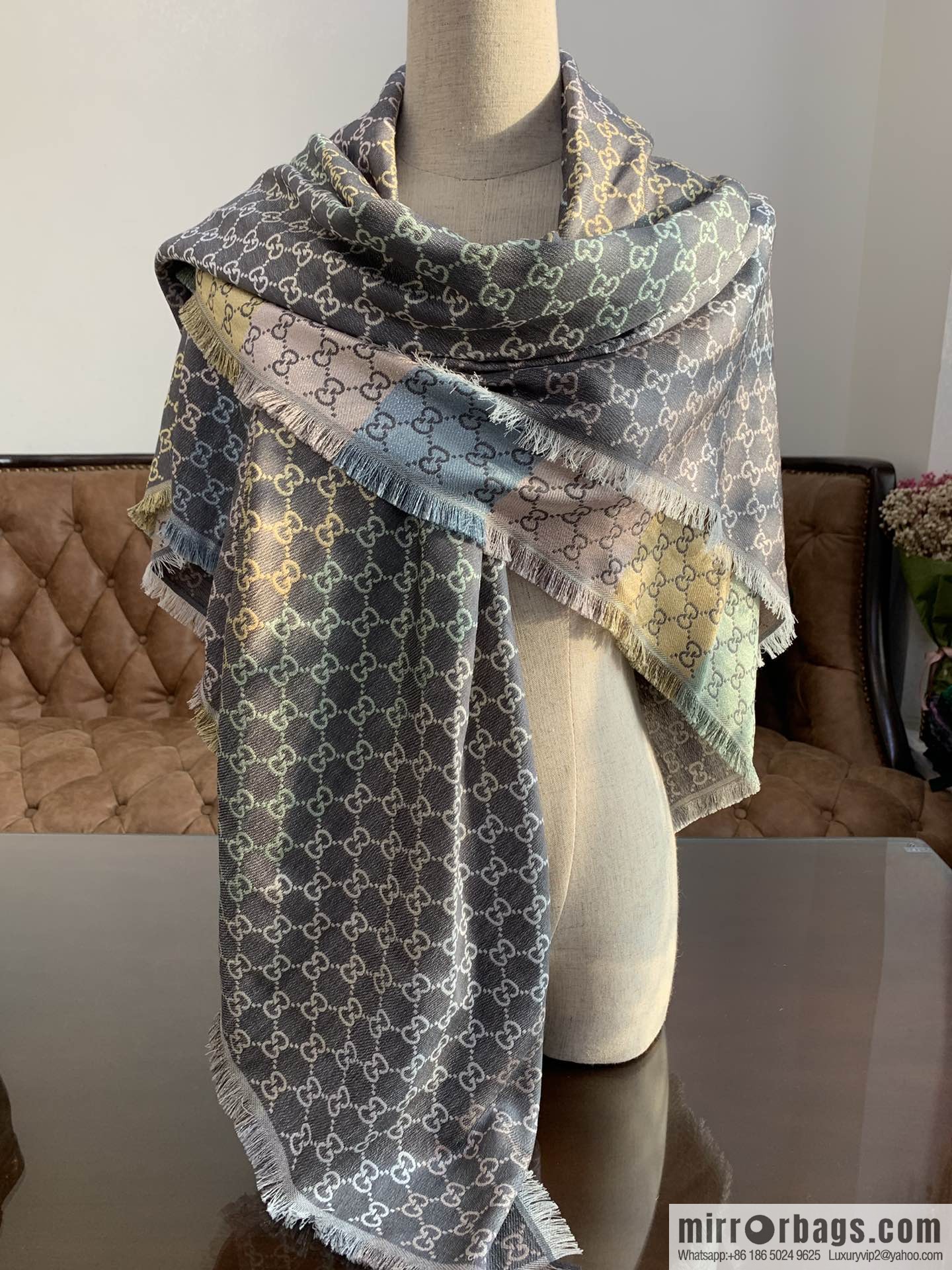 GUCCI Gucci GG logo women's scarf 558274