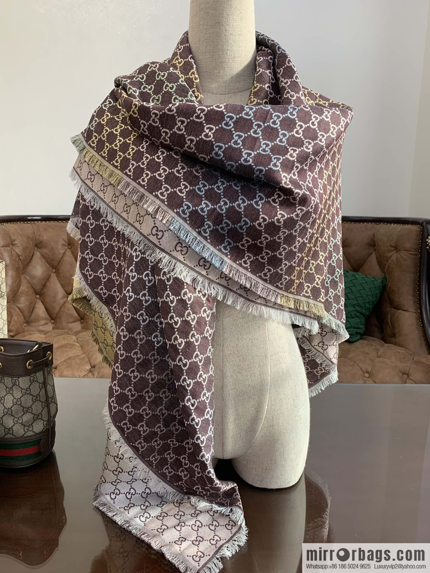 GUCCI Gucci GG logo women's scarf 558274