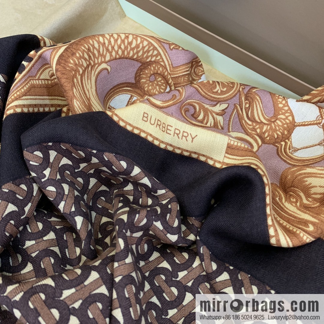 Burberry Burberry Logo Shawl Scarf