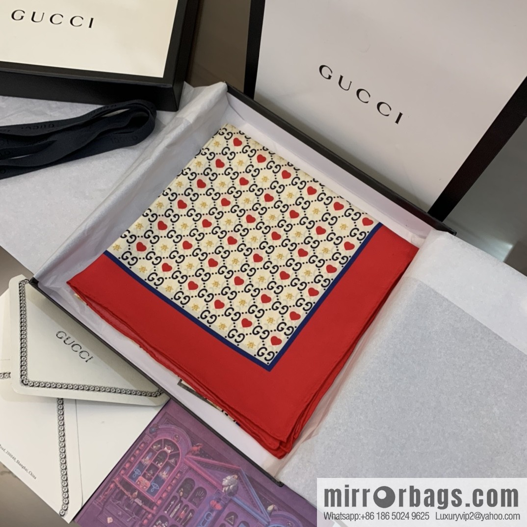 GUCCI Gucci Double G Letter Interwoven Pattern 100% Silk Scarf