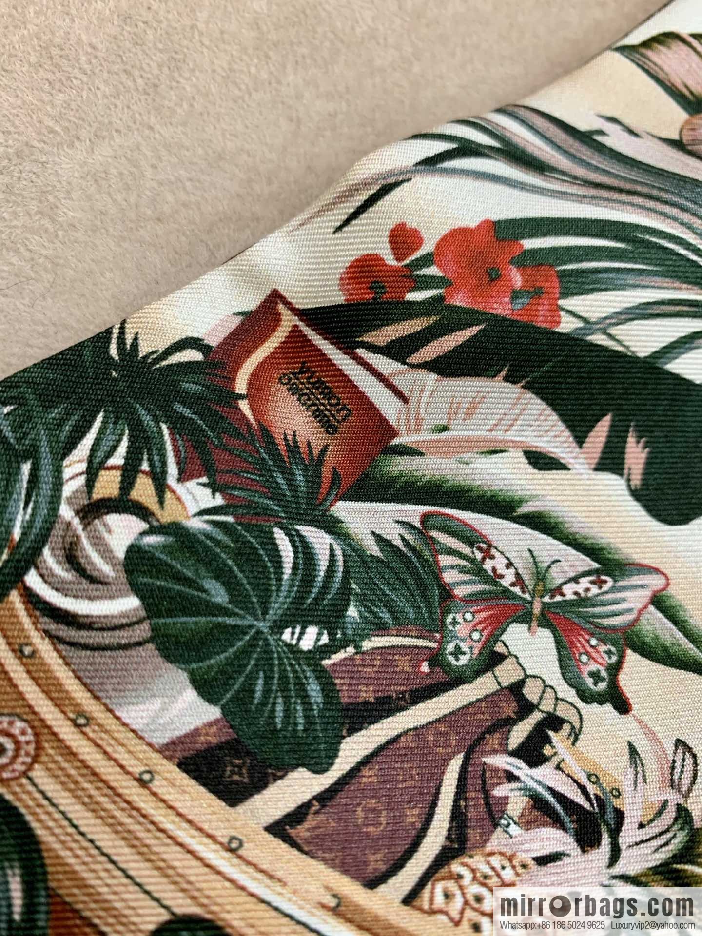 LV Louis Vuitton Voyage Extraordinaire Hair Band M73855