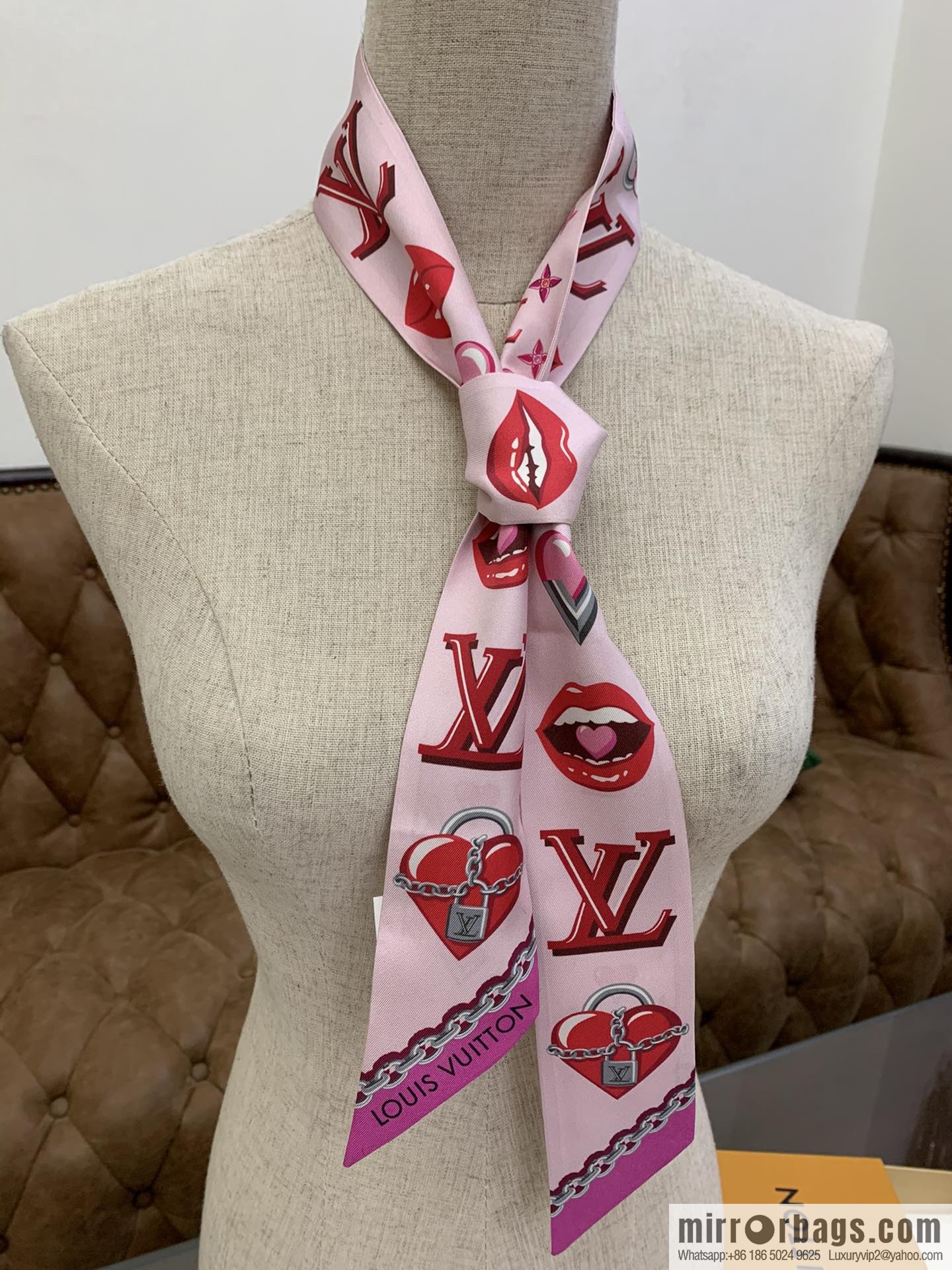 LV Louis Vuitton 100% Silk Lucky Monogram BB Hair Band M76117