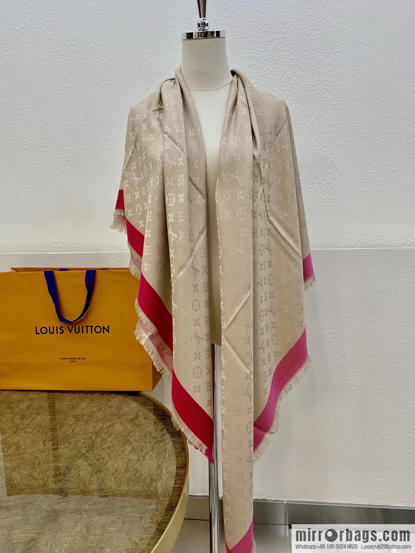 LV Louis Vuitton On The Edge Monogram Wool Mulberry Silk Blended Shawl M76371 M76465 M76372
