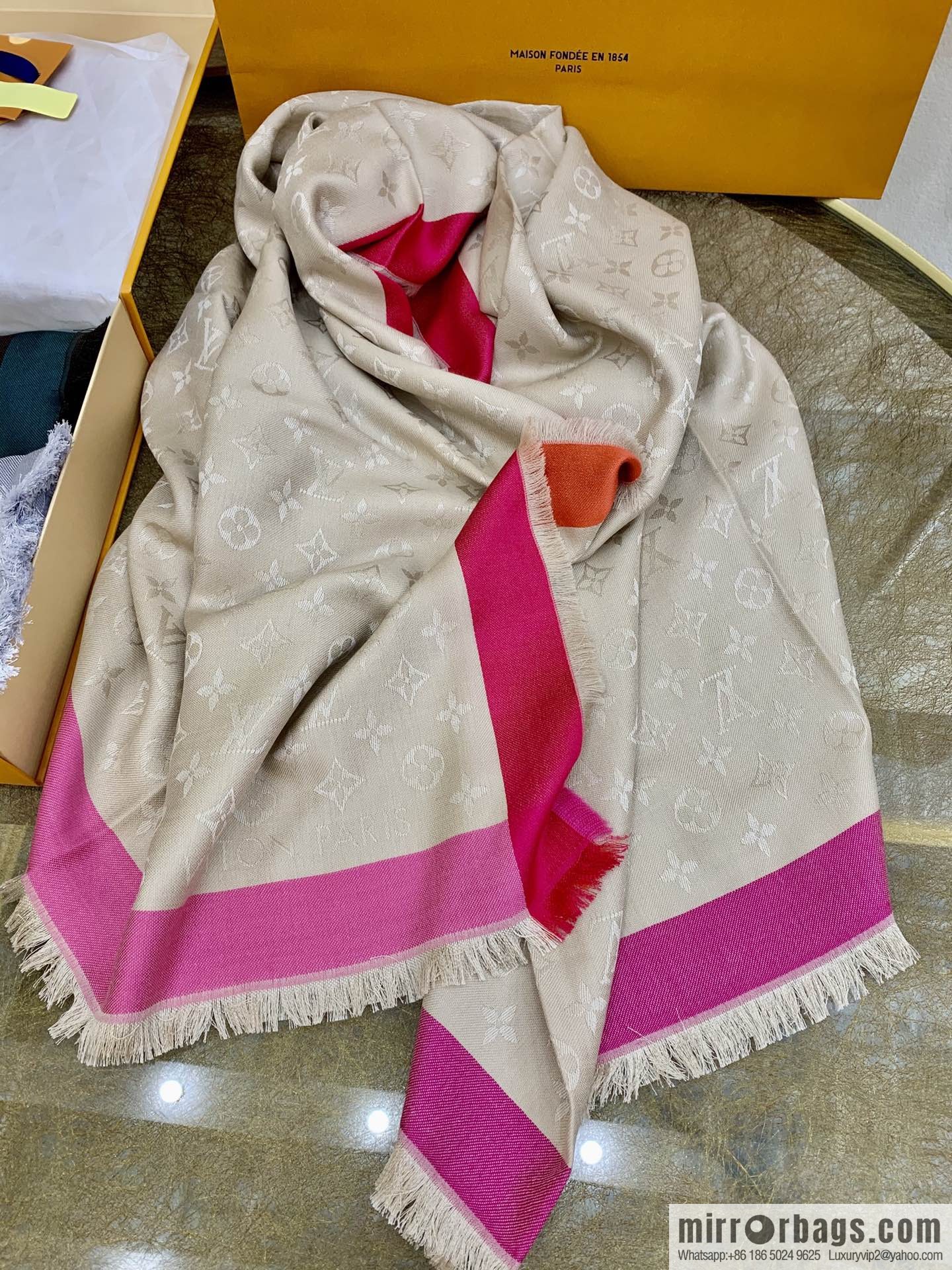 LV Louis Vuitton On The Edge Monogram Wool Mulberry Silk Blended Shawl M76371 M76465 M76372