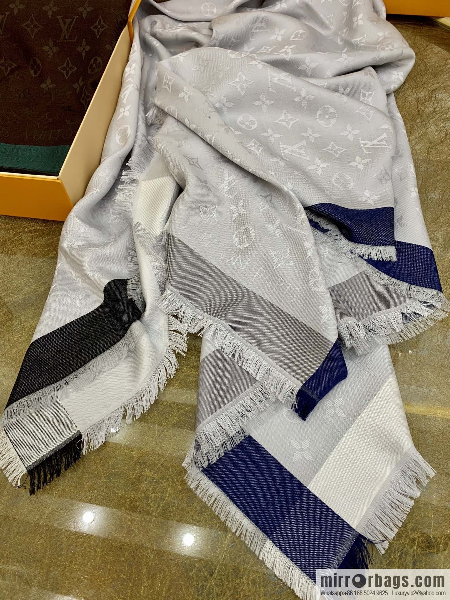 LV Louis Vuitton On The Edge Monogram Wool Mulberry Silk Blended Shawl M76371 M76465 M76372