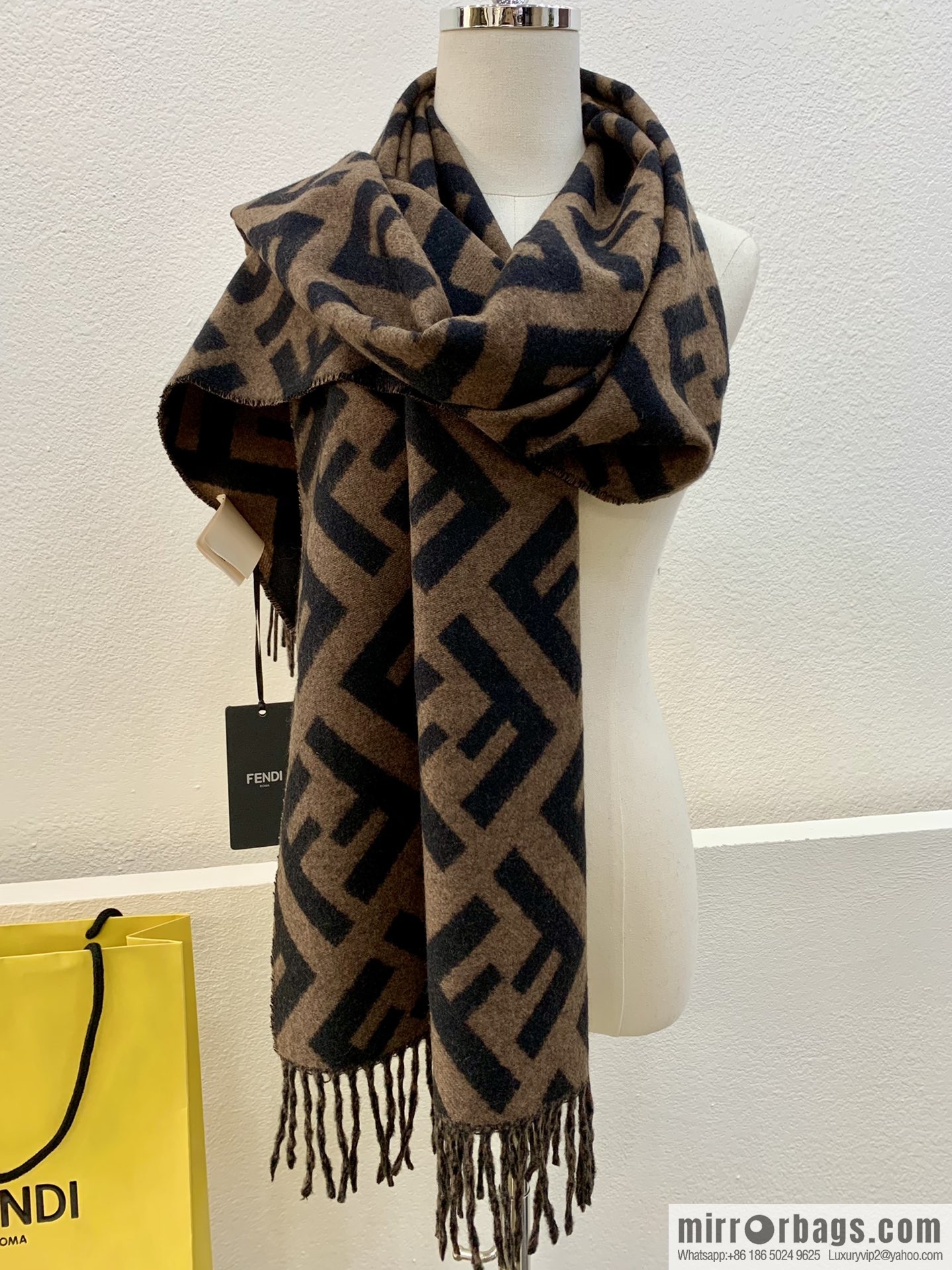 FENDI Fendi FF Vintage Style 100% Cashmere Scarf