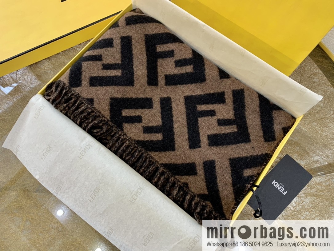 FENDI Fendi FF Vintage Style 100% Cashmere Scarf