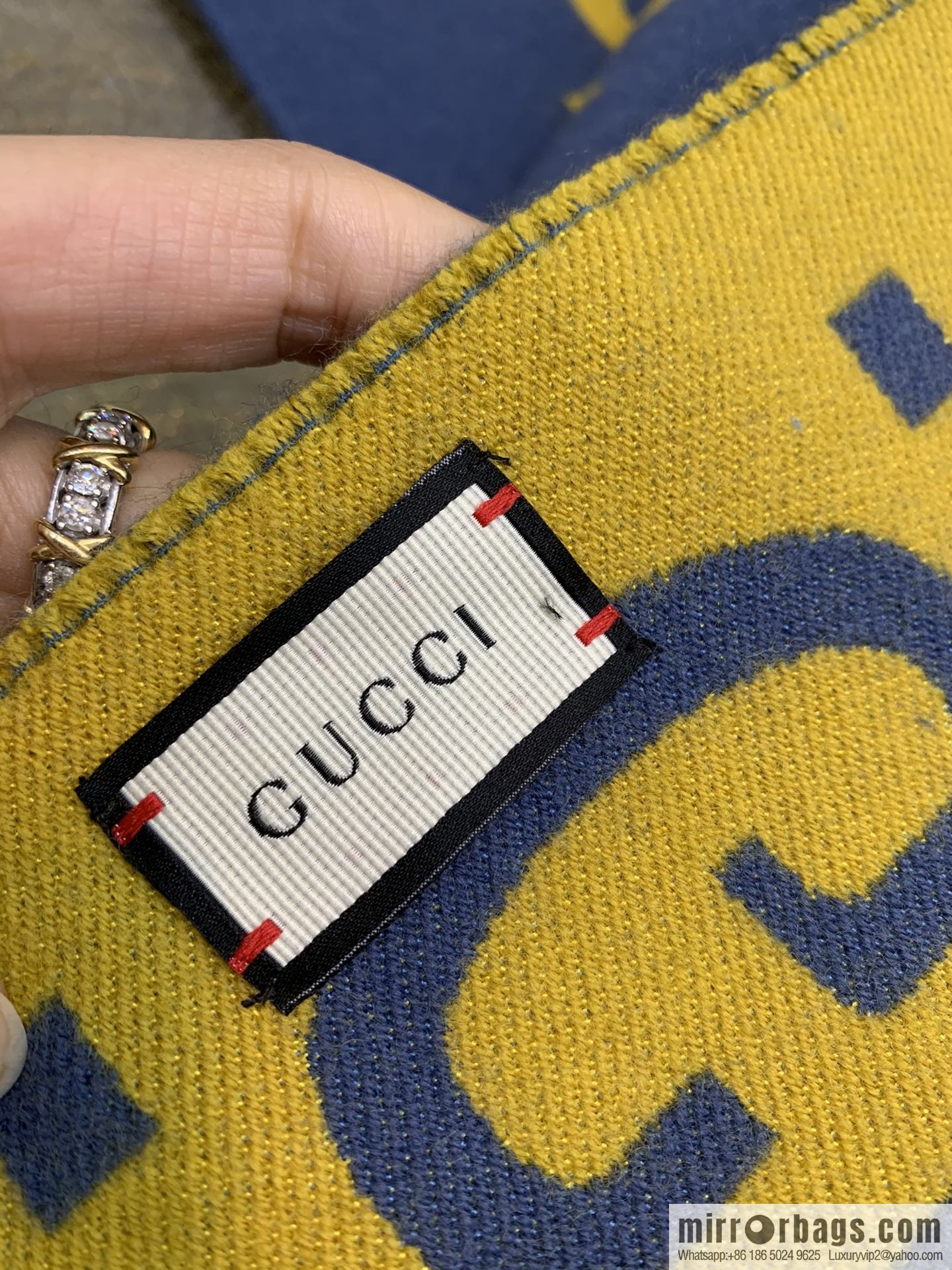 GUCCI Gucci GG pattern wool scarf 495592