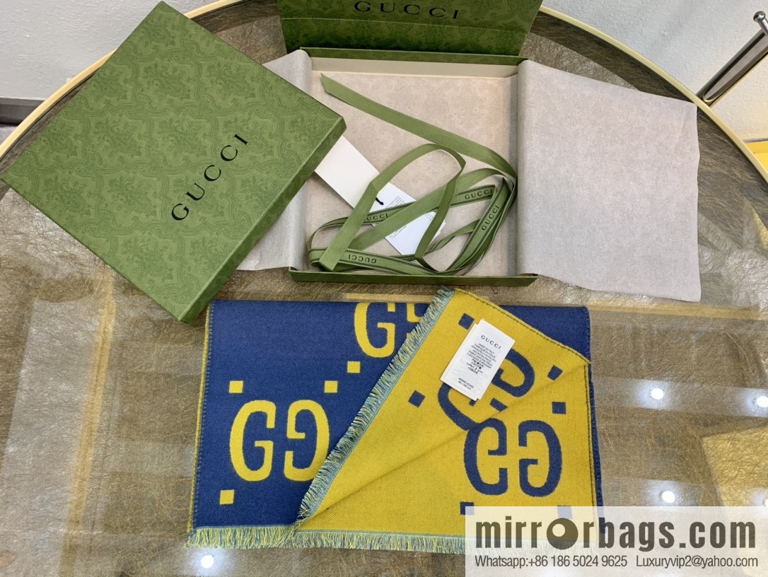 GUCCI Gucci GG pattern wool scarf 495592