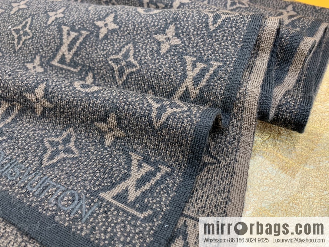 LV Louis Vuitton 100% wool Monogram Eclipse men's scarf