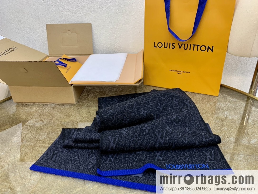 LV Louis Vuitton 100% wool Monogram Eclipse men's scarf