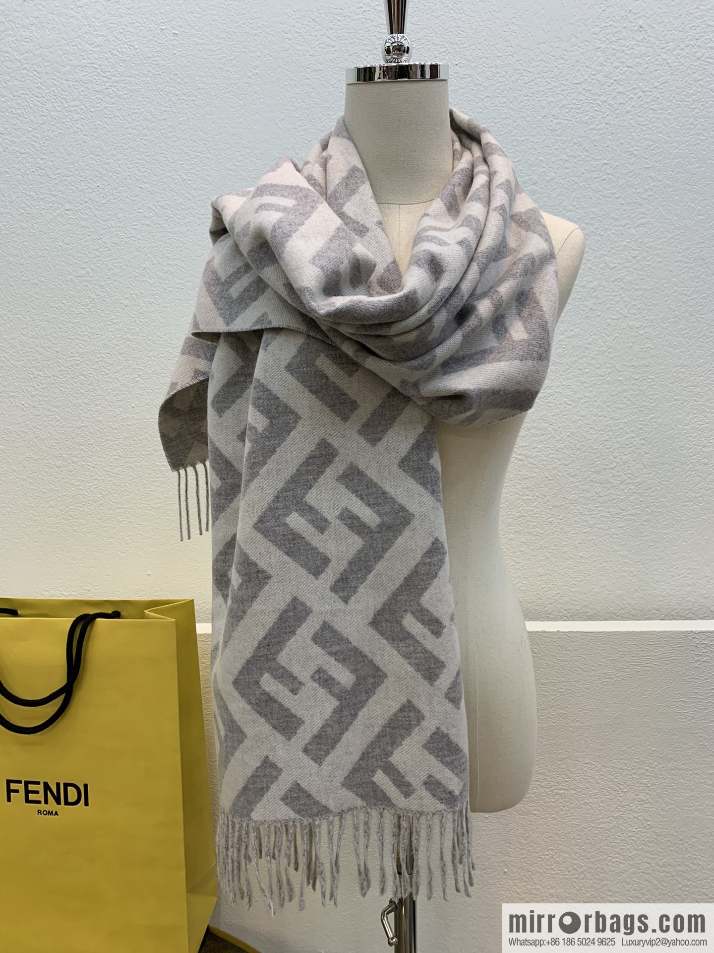 FENDI Fendi FF Vintage Style 100% Cashmere Scarf