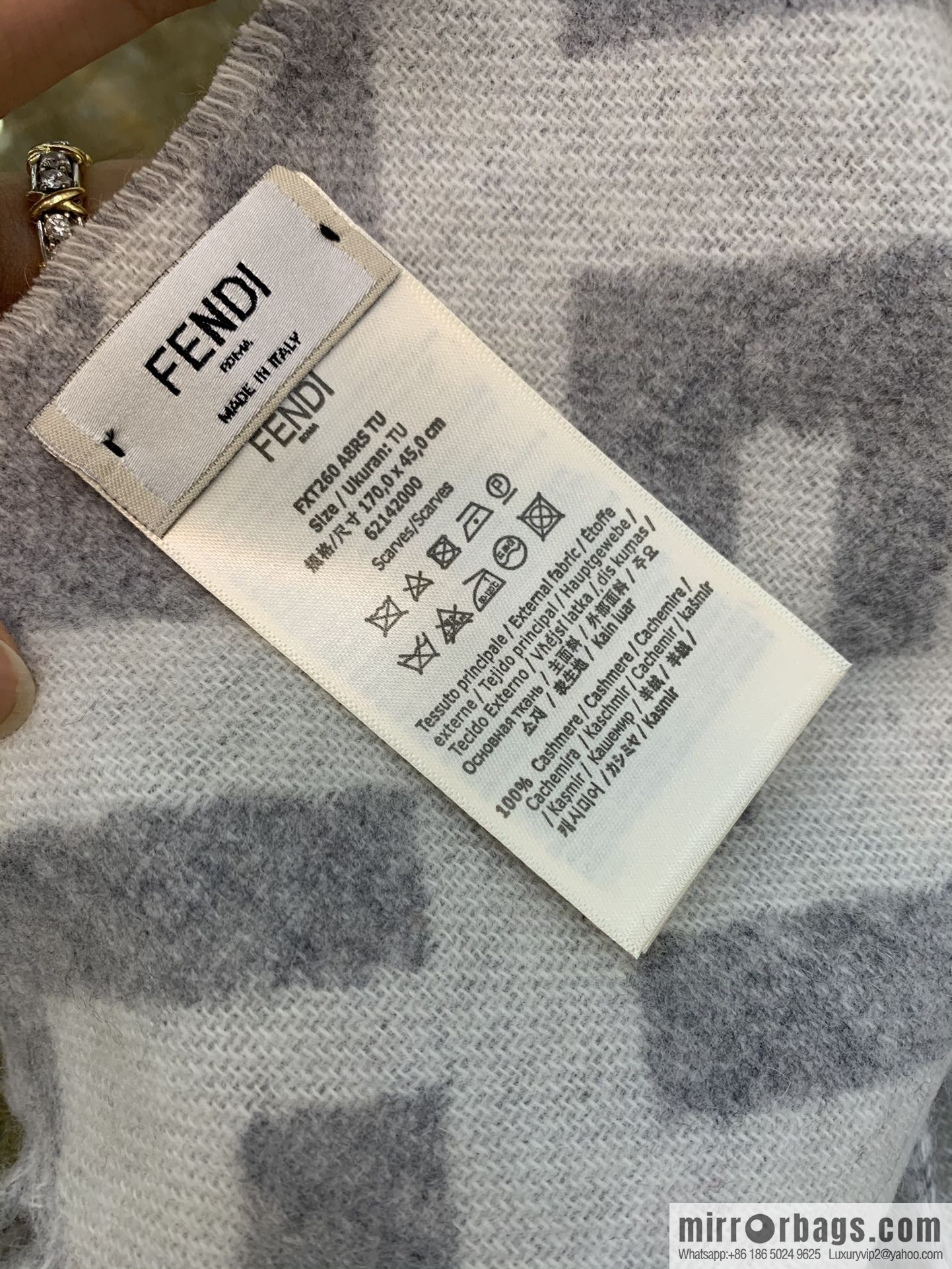 FENDI Fendi FF Vintage Style 100% Cashmere Scarf