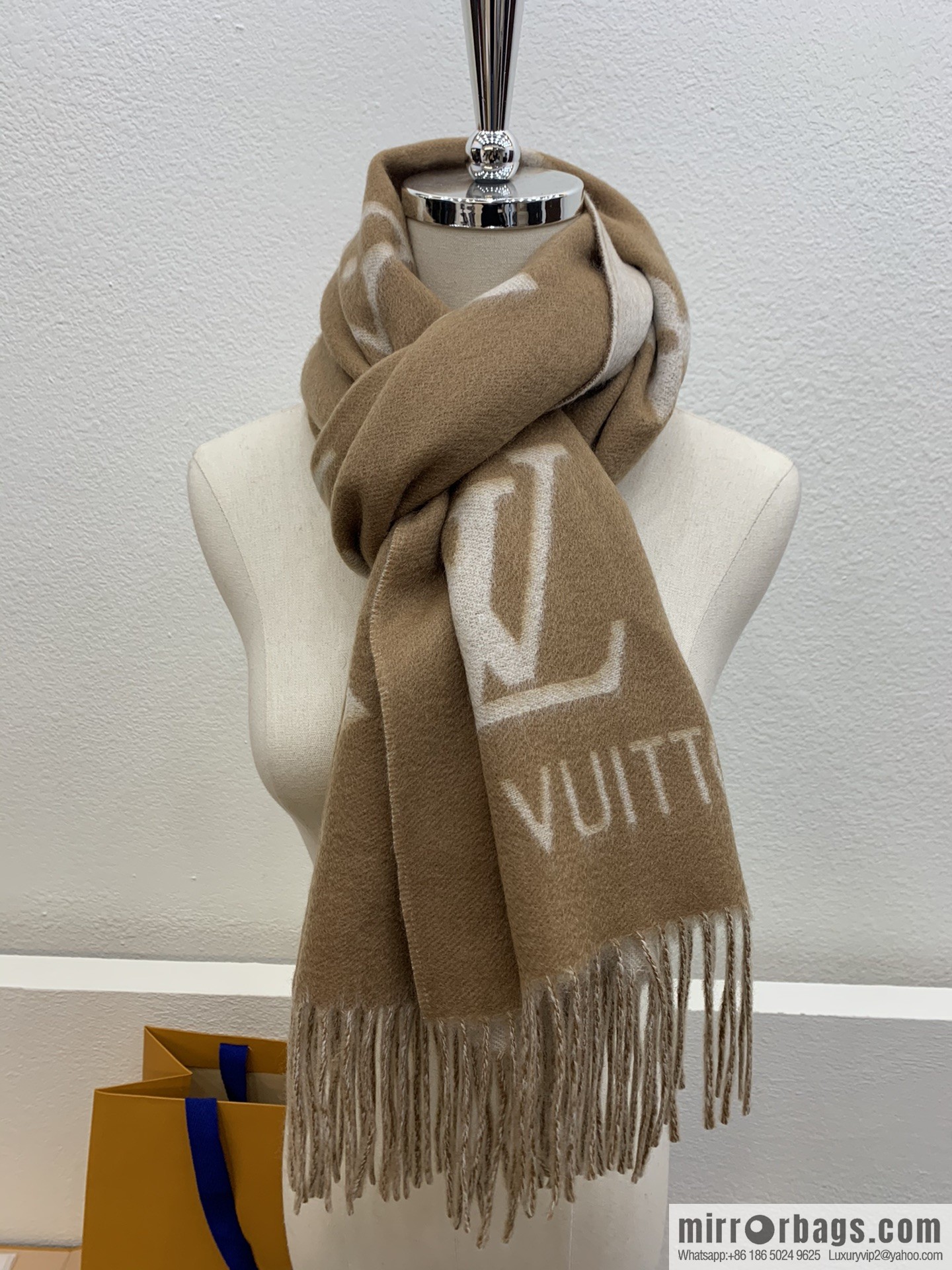 LV Louis Vuitton fringed trim 100% cashmere Reykjavik scarf M75704 #M75505 #M71040 #M71041 #M76637 #M76067