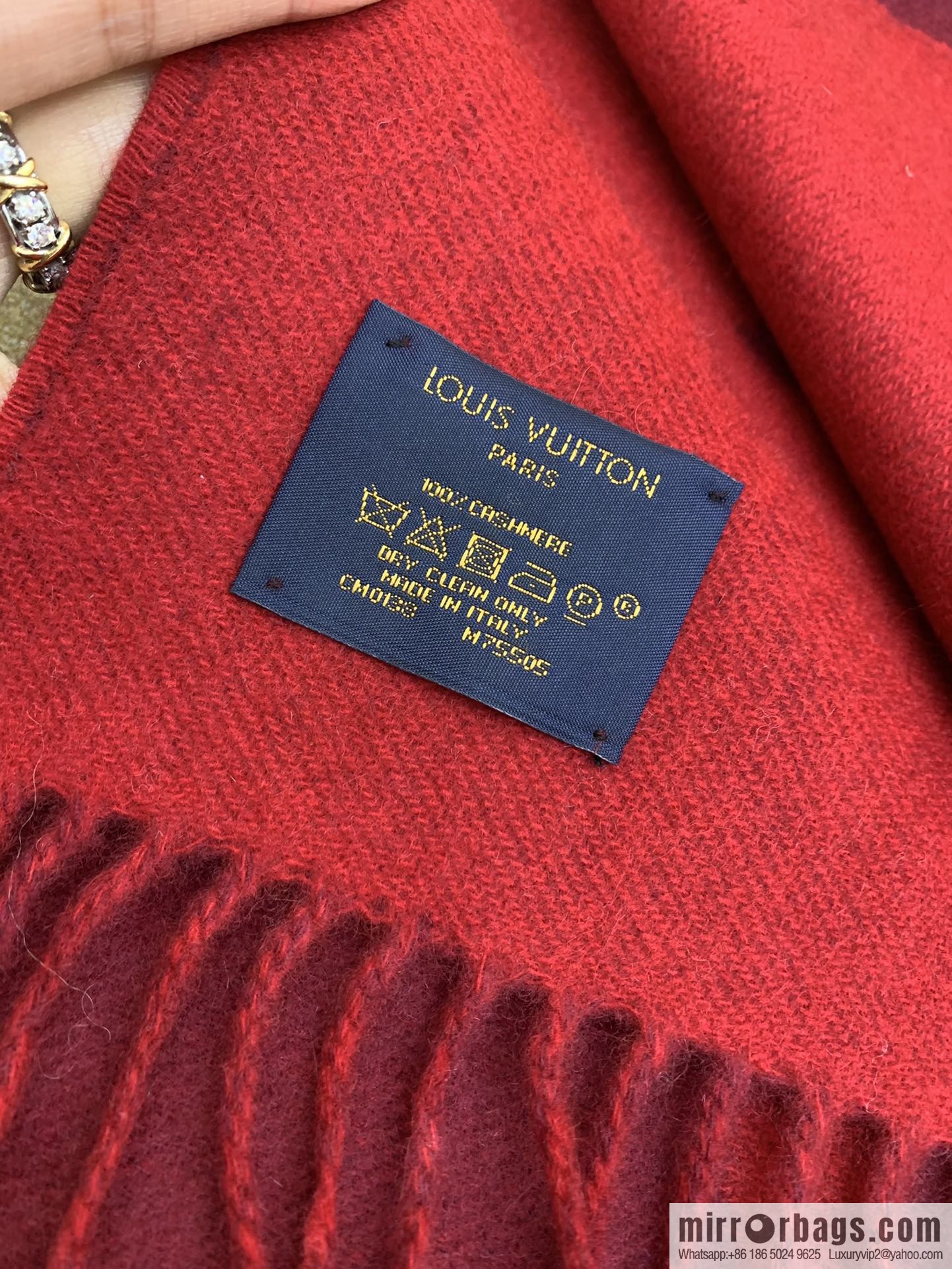 LV Louis Vuitton fringed trim 100% cashmere Reykjavik scarf M75704 #M75505 #M71040 #M71041 #M76637 #M76067