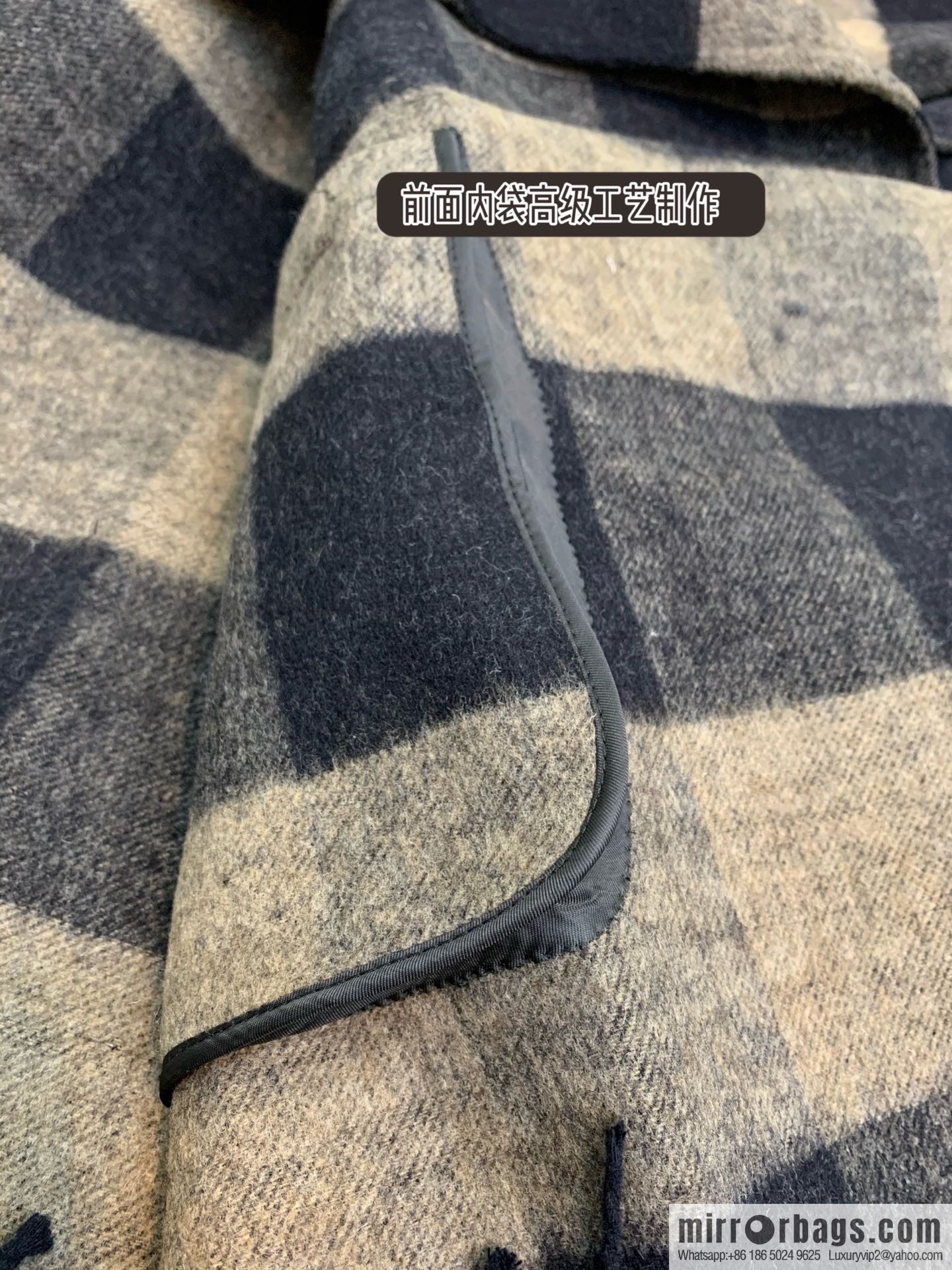 Dior Dior Check'N 'Dior Black Coffee England Checked Dress Cloak