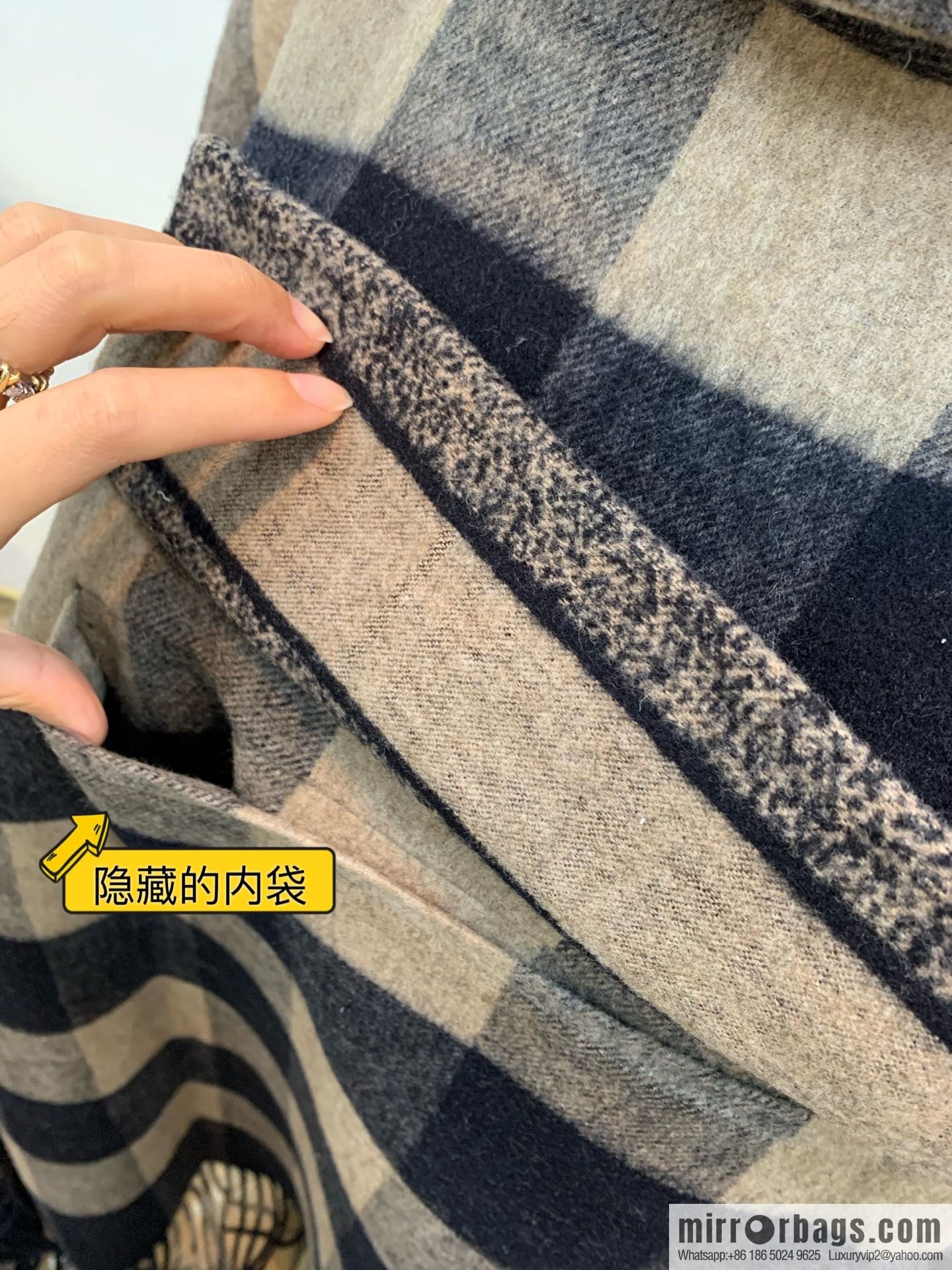 Dior Dior Check'N 'Dior Black Coffee England Checked Dress Cloak