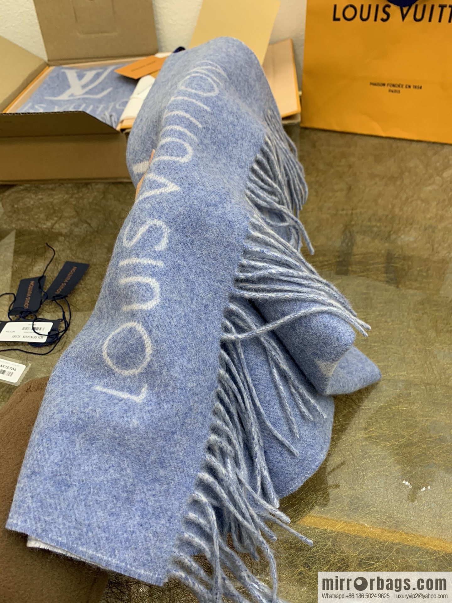 LV Louis Vuitton fringed trim 100% cashmere Reykjavik scarf M75704 #M75505 #M71040 #M71041 #M76637 #M76067