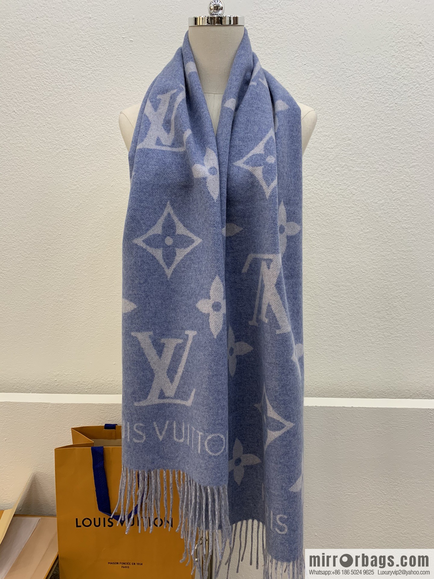 LV Louis Vuitton fringed trim 100% cashmere Reykjavik scarf M75704 #M75505 #M71040 #M71041 #M76637 #M76067