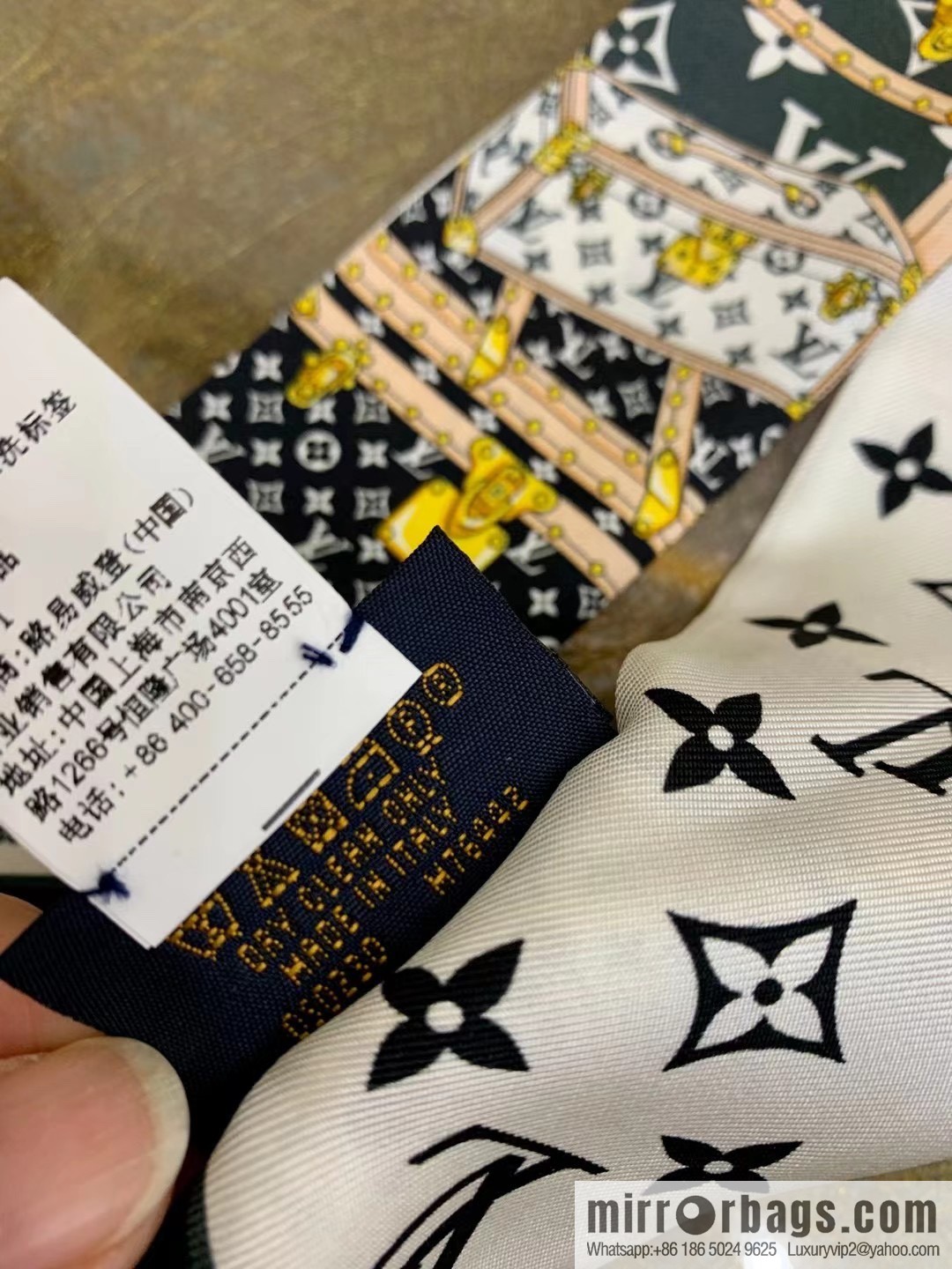 LV Louis Vuitton Monogram silk headband m76442