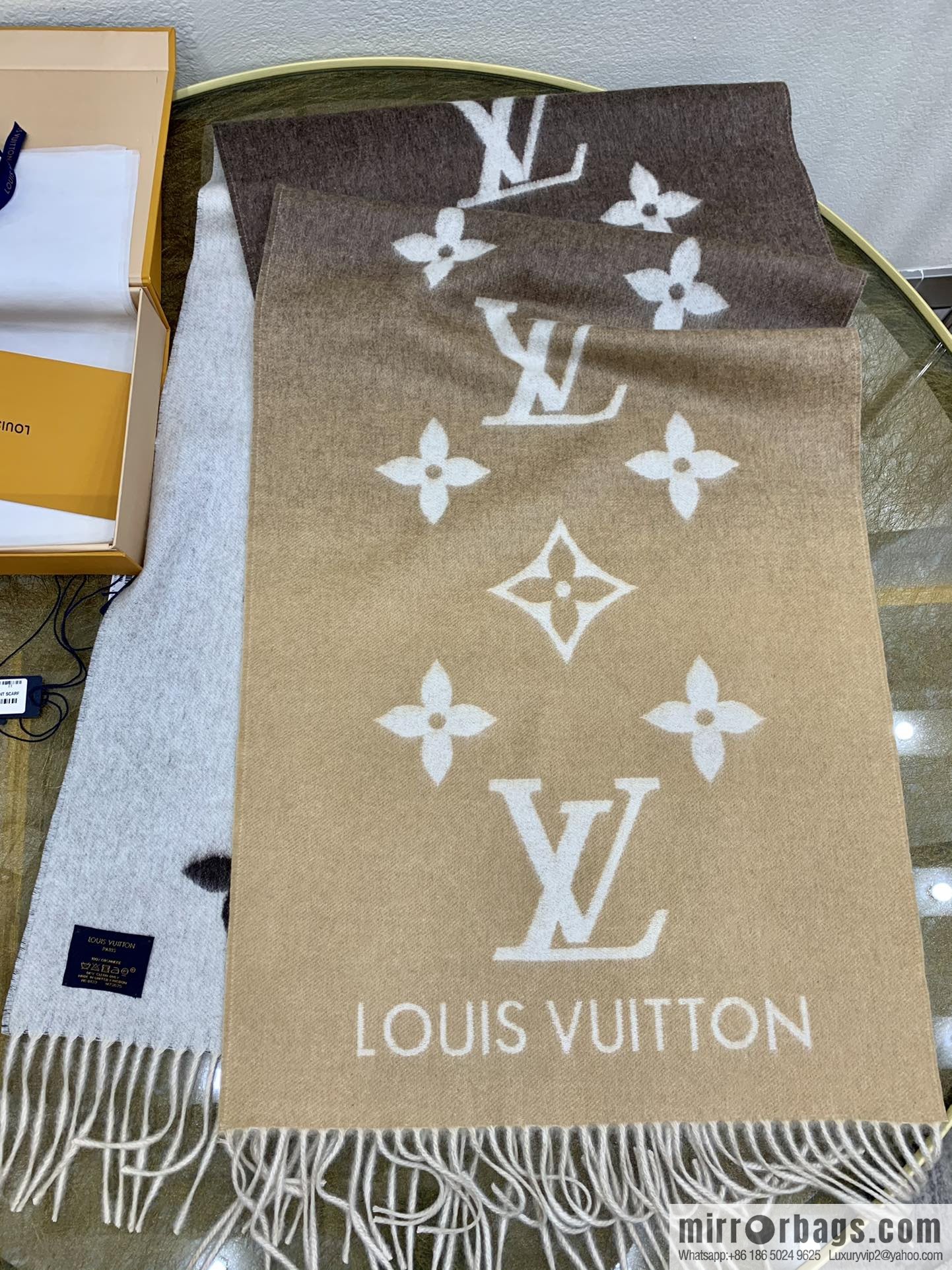 LV Louis Vuitton Pure Cashmere Reykjavik Gradient Scarf M70868 M70869 M73675