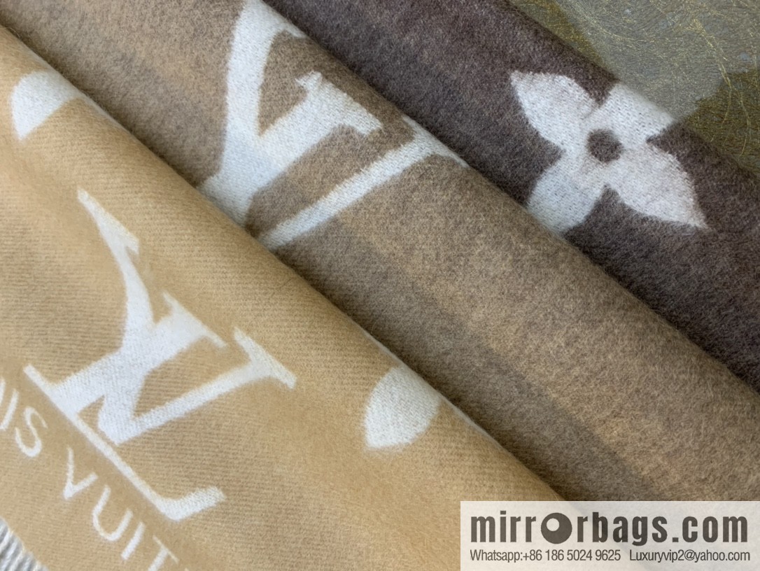 LV Louis Vuitton Pure Cashmere Reykjavik Gradient Scarf M70868 M70869 M73675