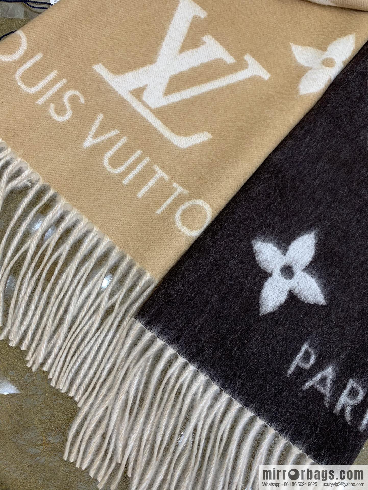 LV Louis Vuitton Pure Cashmere Reykjavik Gradient Scarf M70868 M70869 M73675