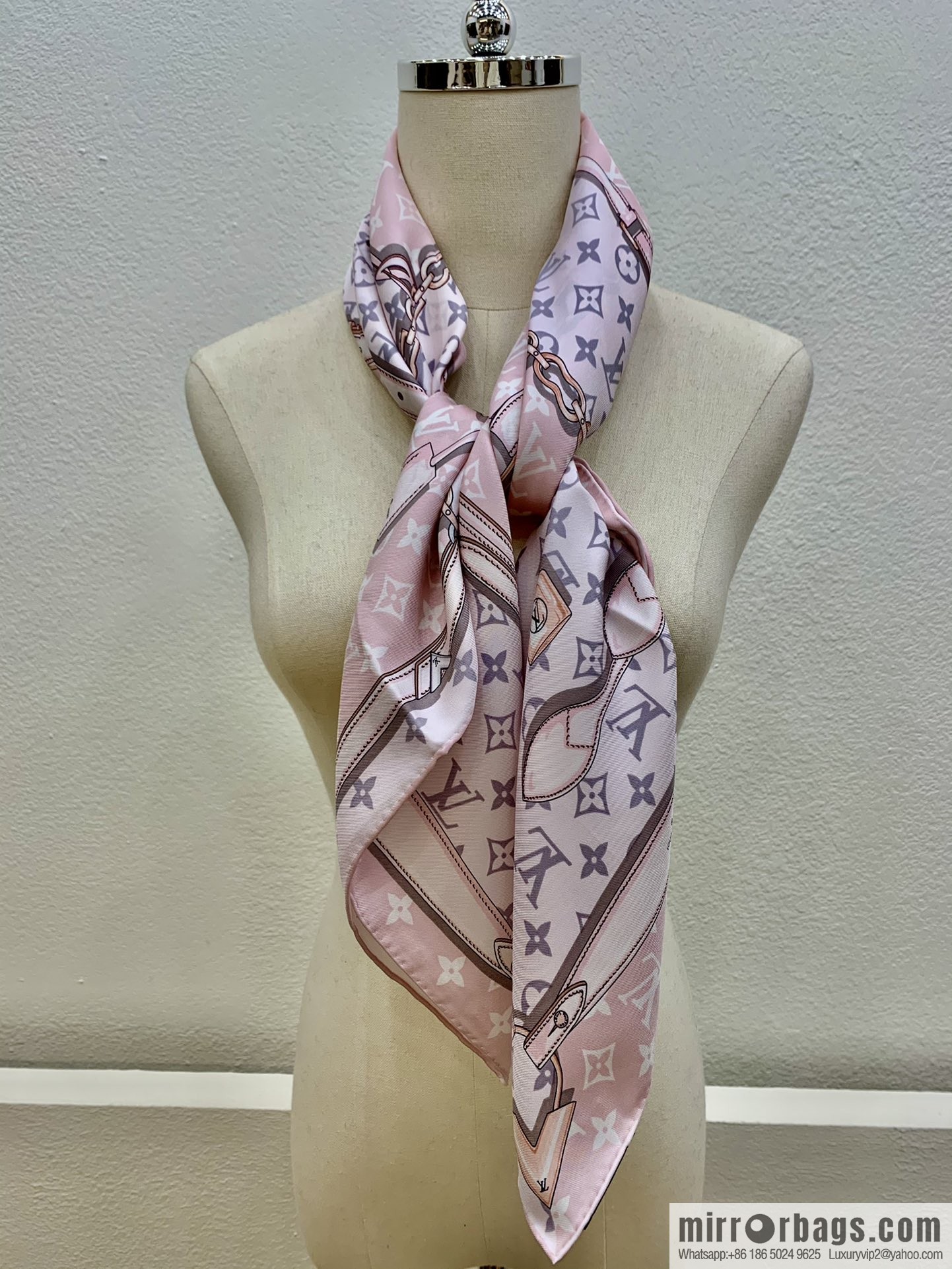 LV Louis Vuitton 100% silk twill scarf M78667 M78666 M70638