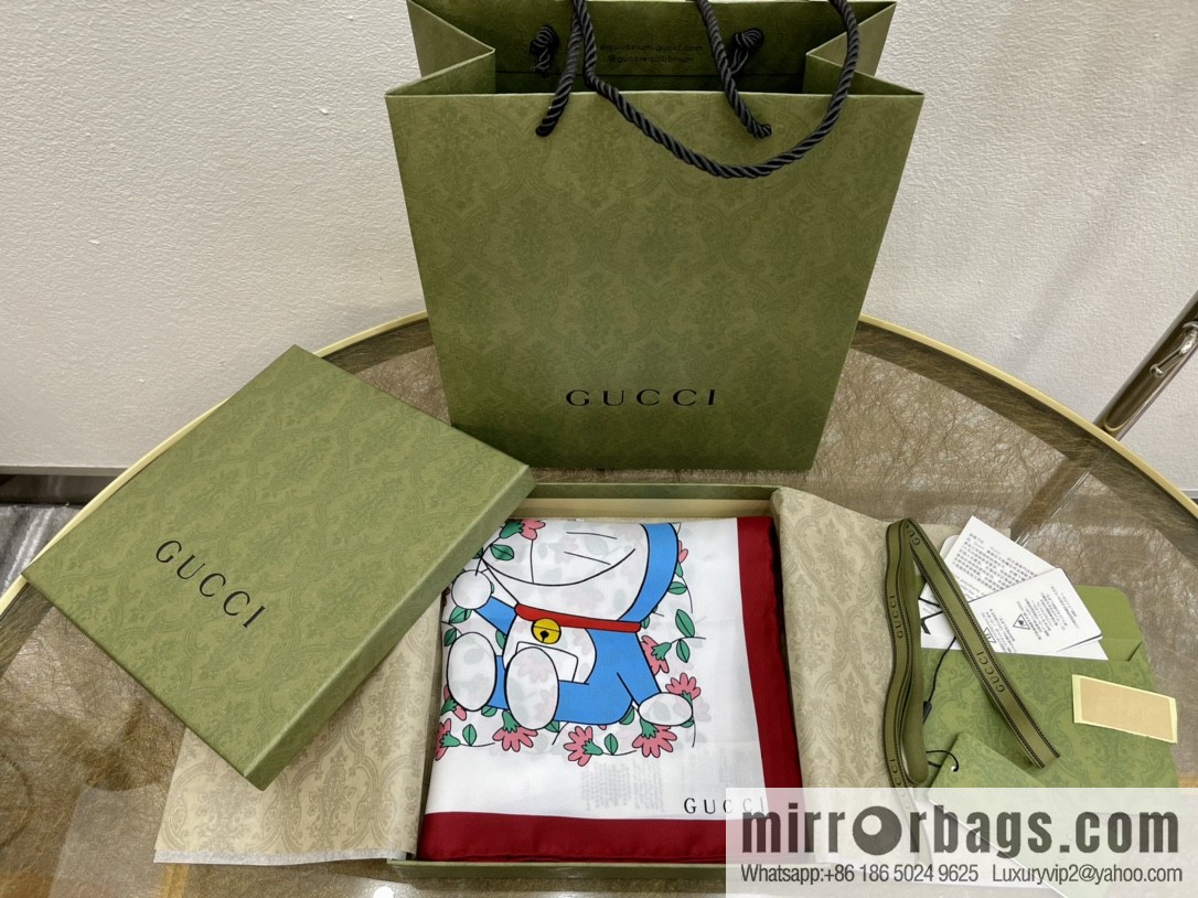 GUCCIxDoraemon joint 100% silk square scarf