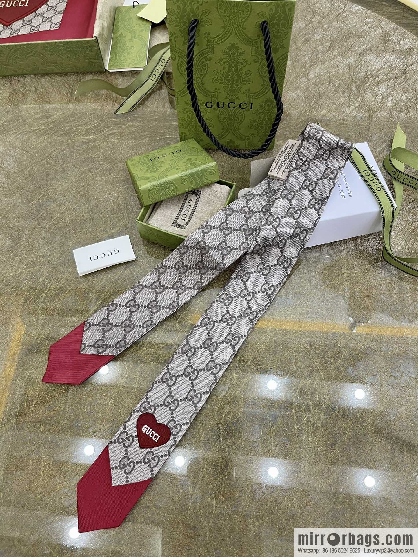 GUCCI Gucci 100% silk Valentine's Day limited edition love ribbon