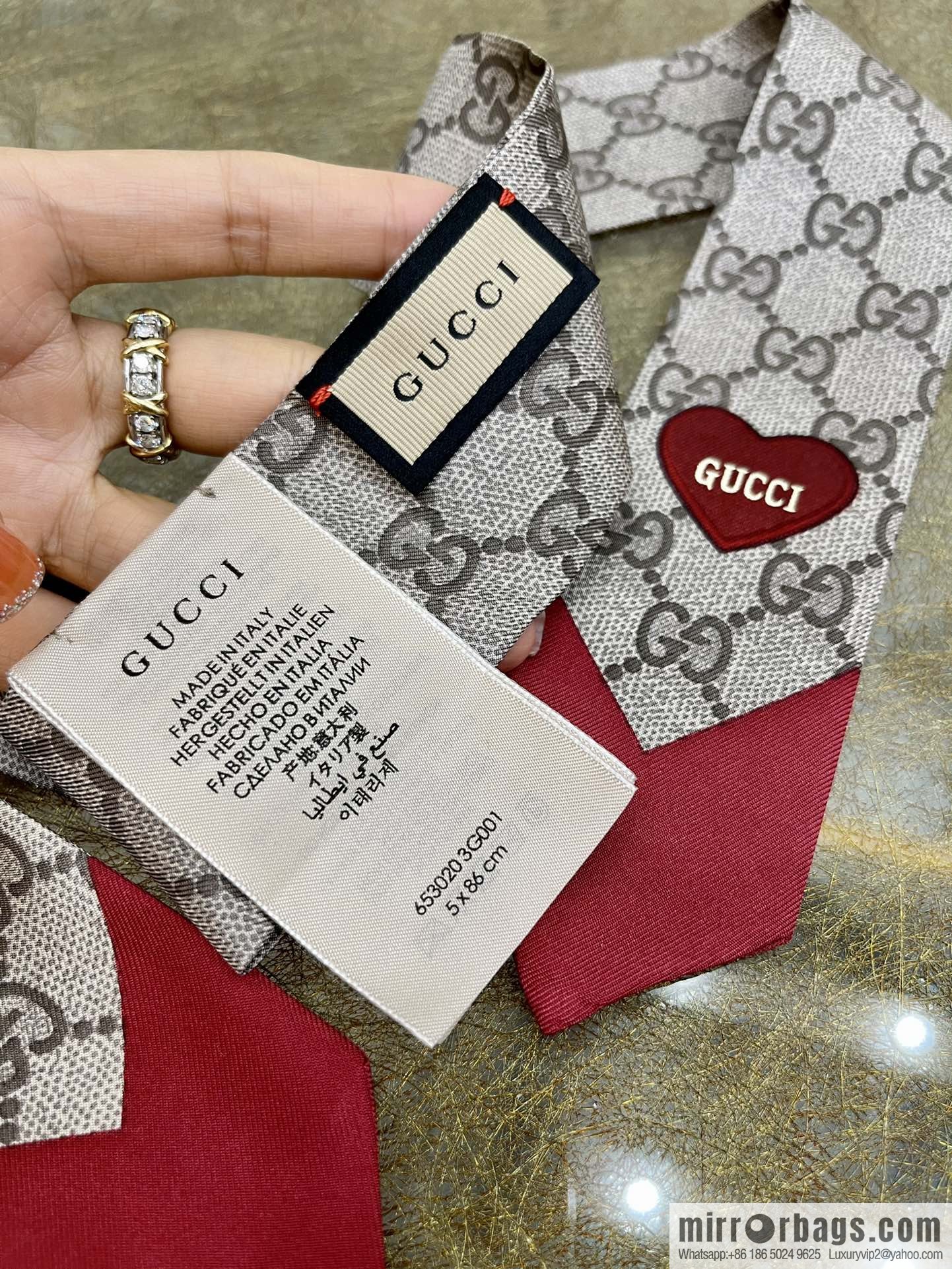 GUCCI Gucci 100% silk Valentine's Day limited edition love ribbon