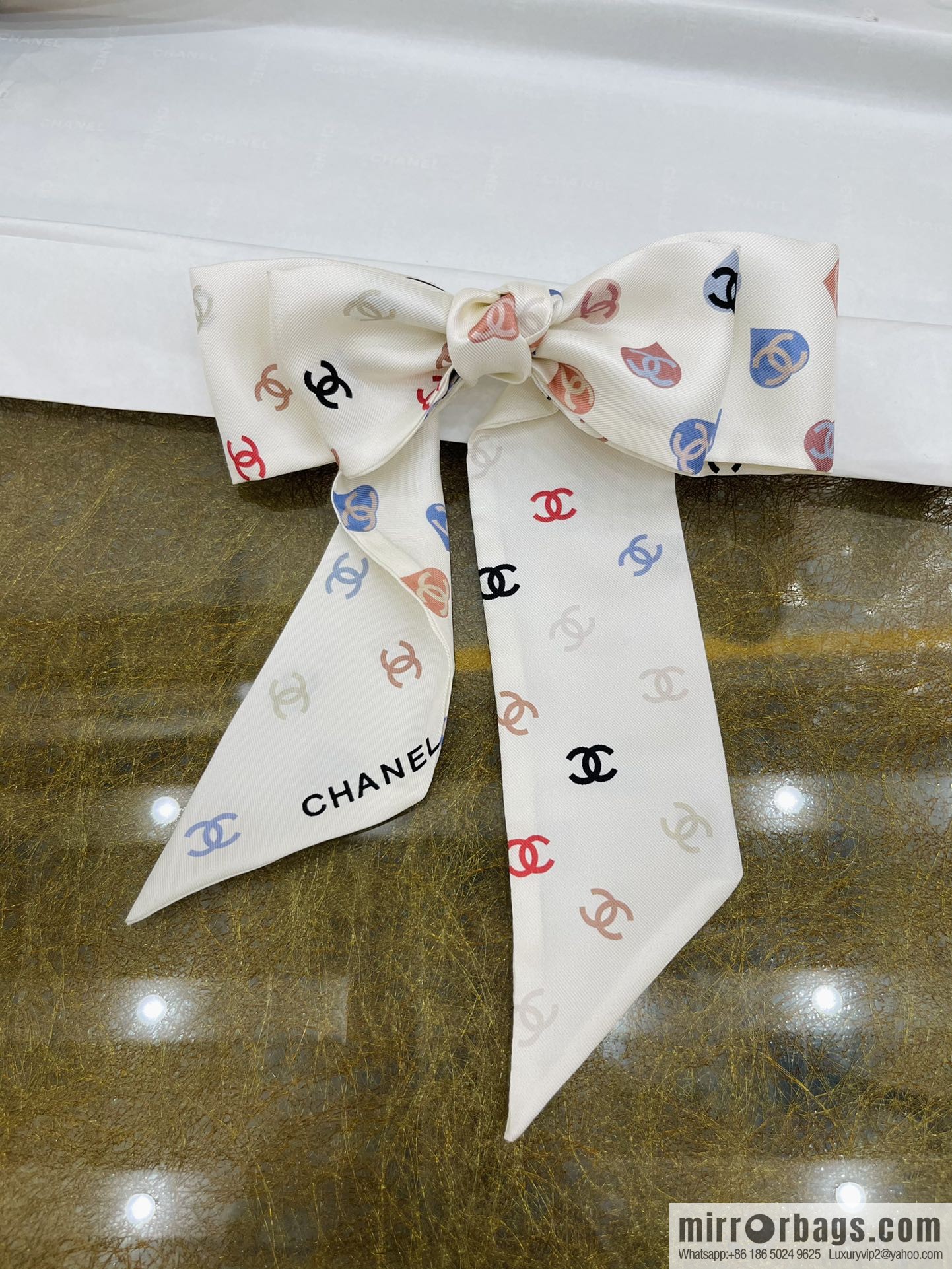 Chanel Xiaoxiang Twiily 100% Silk Silk Hair Band Ribbon AA7447