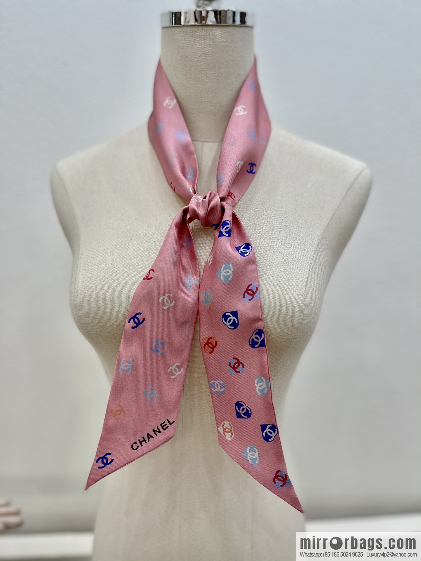 Chanel Xiaoxiang Twiily 100% Silk Silk Hair Band Ribbon AA7447