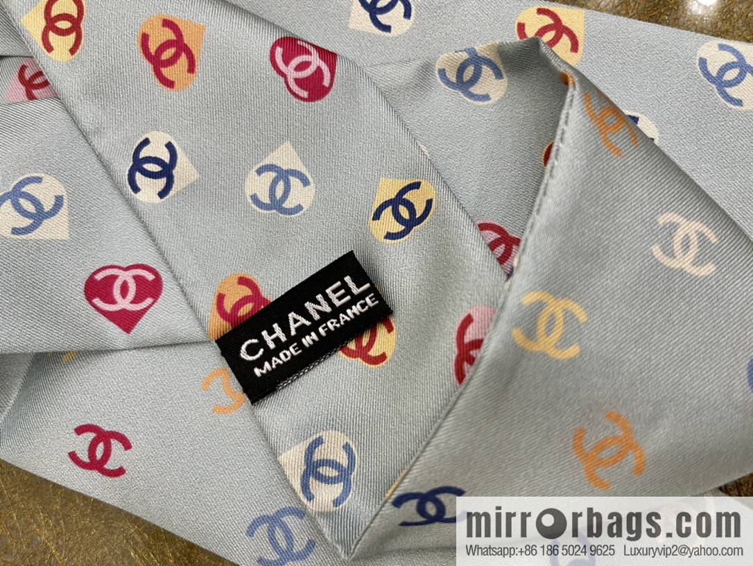 Chanel Xiaoxiang Twiily 100% Silk Silk Hair Band Ribbon AA7447